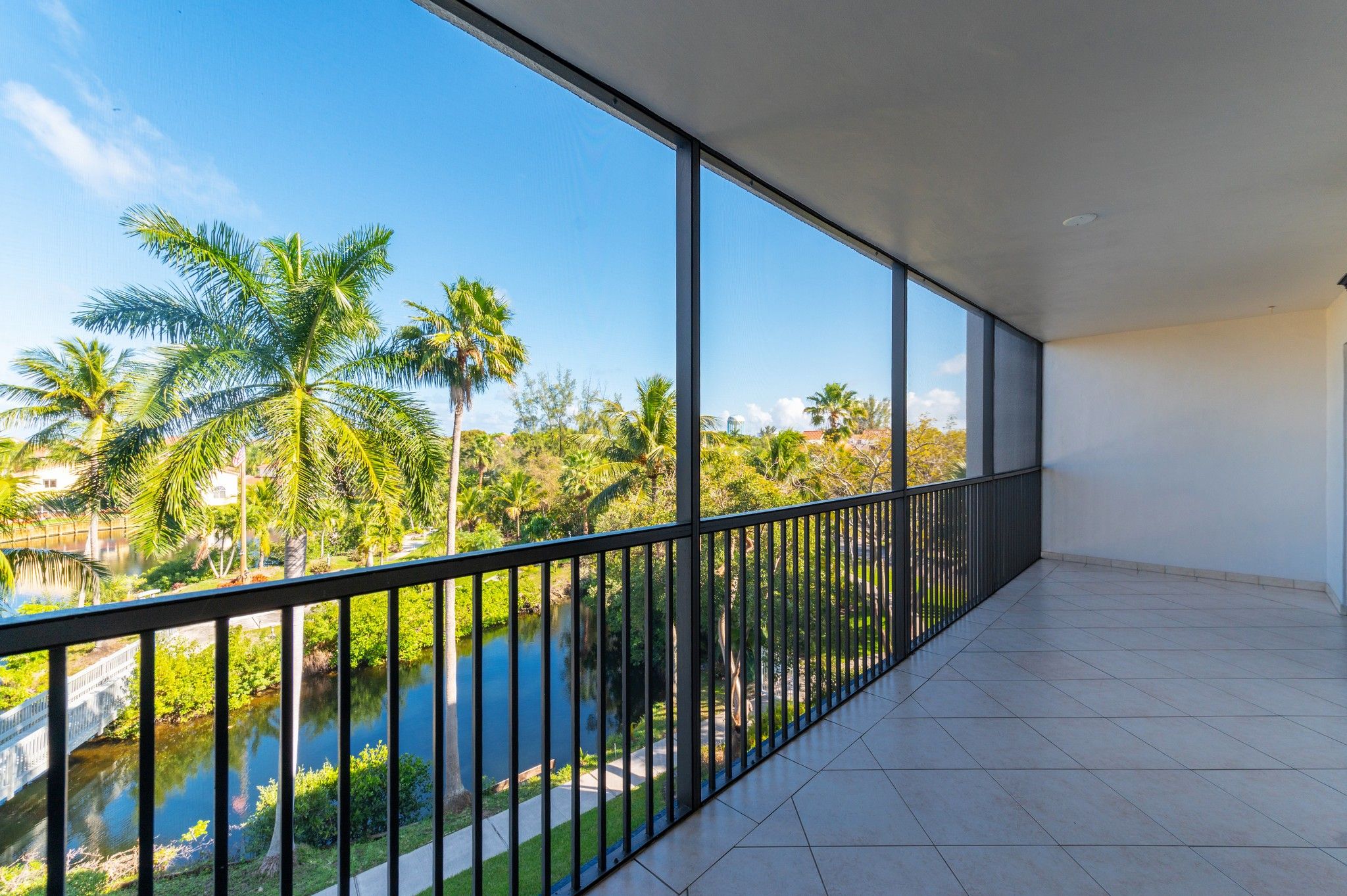 545 SE 12th Street Dania Beach FL 33004