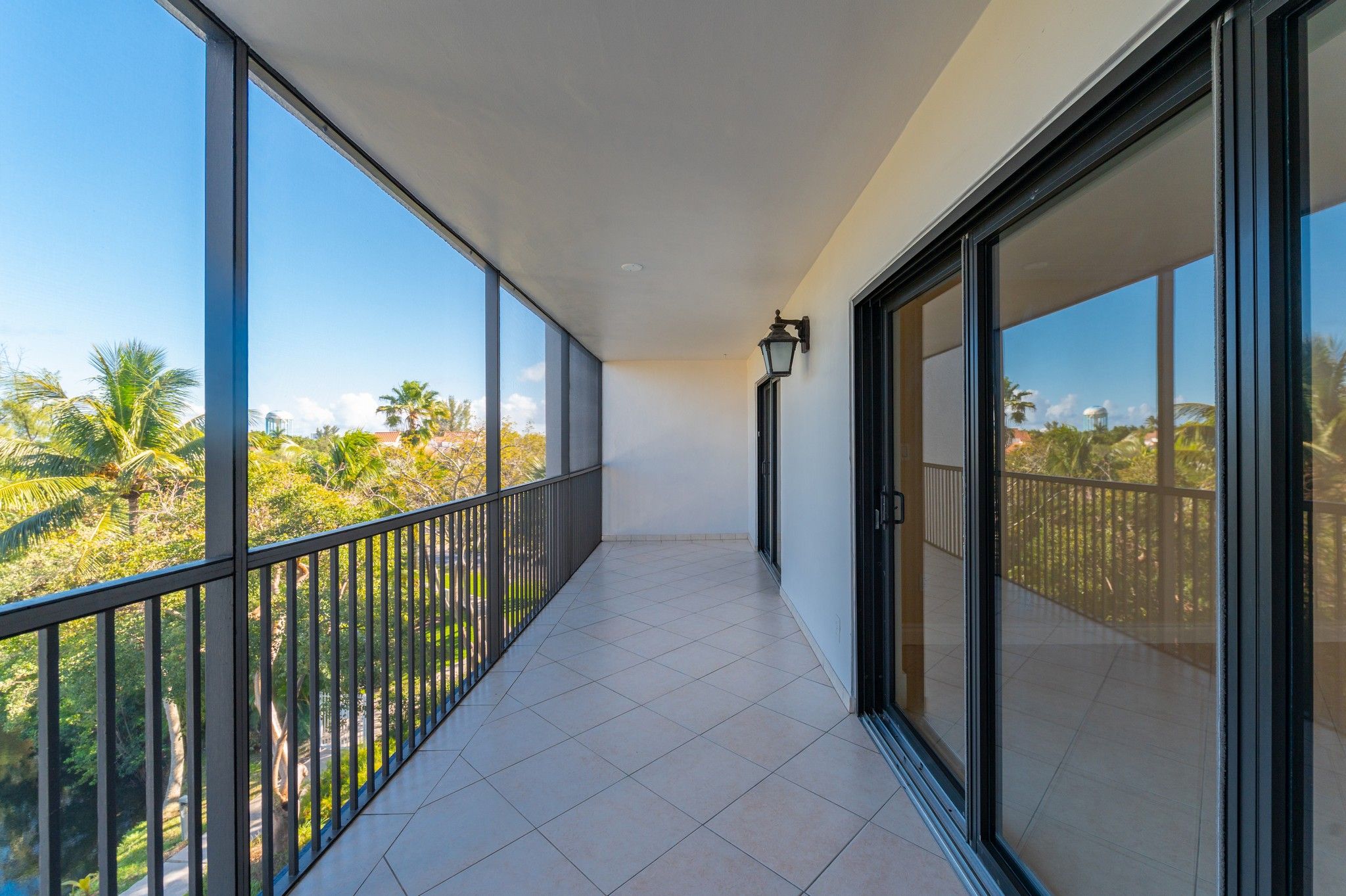 545 SE 12th Street Dania Beach FL 33004