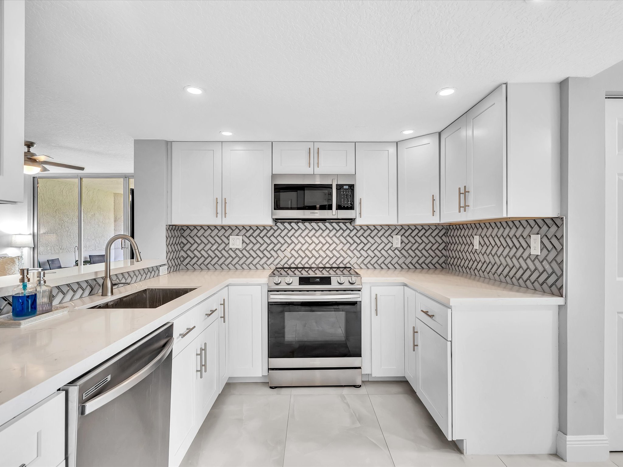 1811 Sabal Palm Drive Davie FL 33324