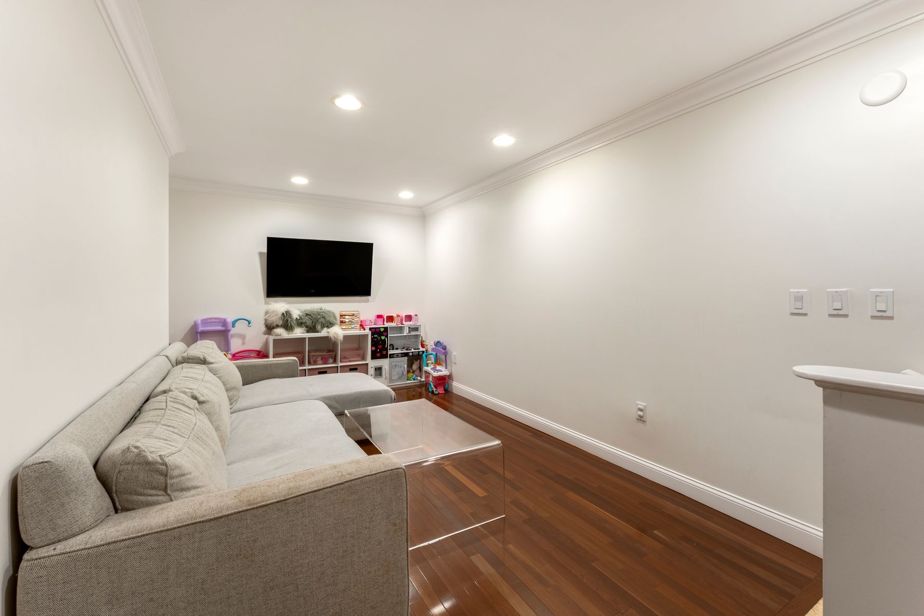 1566 NE Quayside Terrace Miami FL 33138
