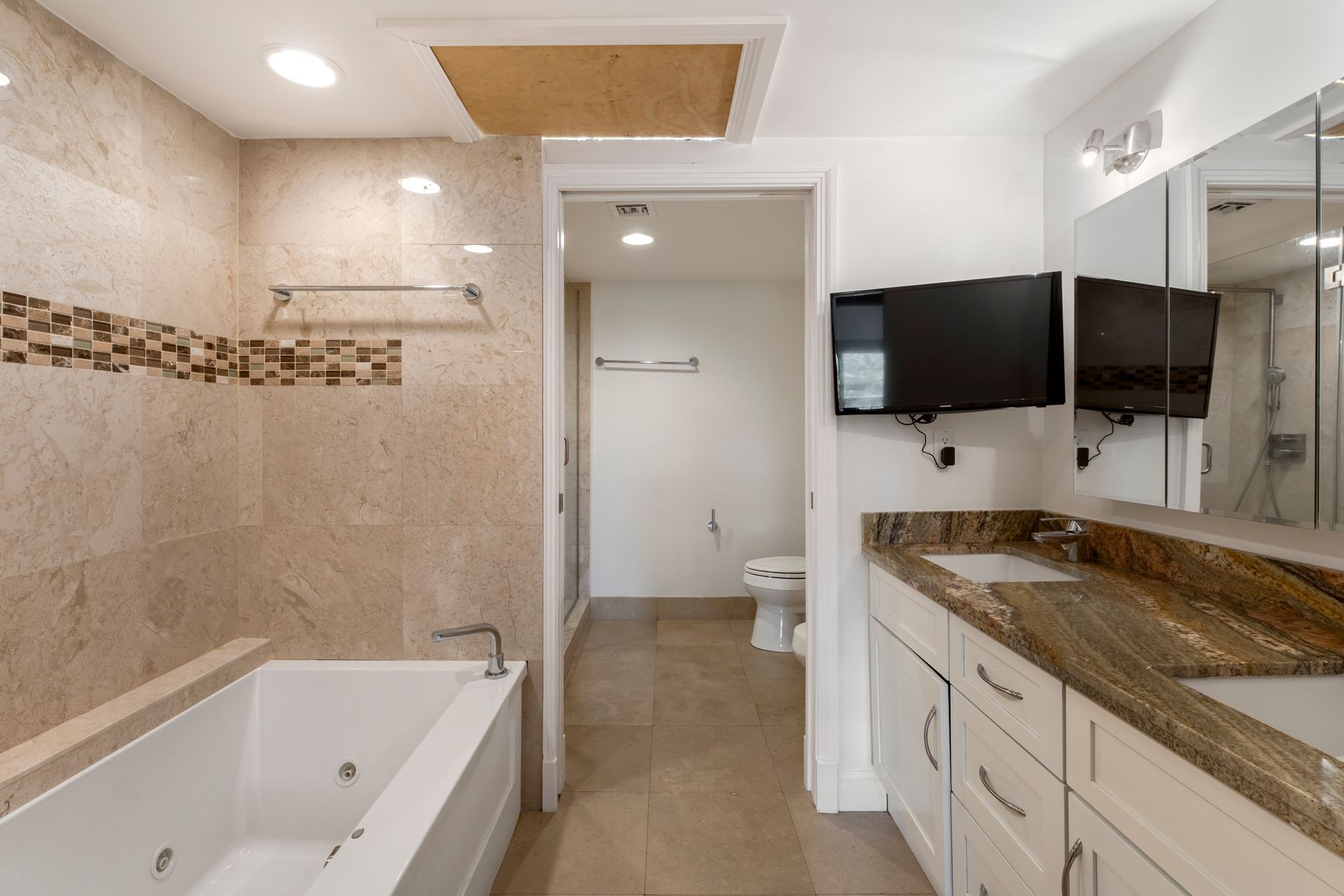 1566 NE Quayside Terrace Miami FL 33138
