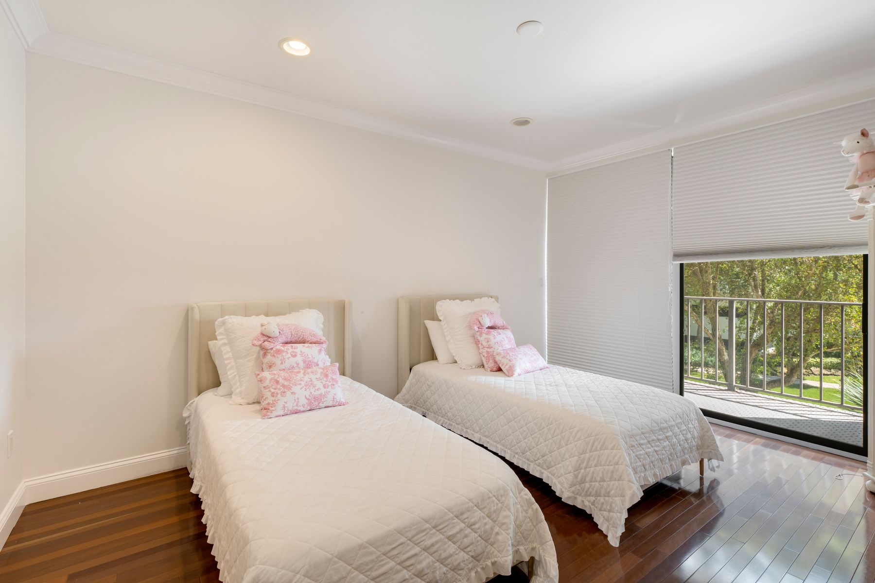 1566 NE Quayside Terrace Miami FL 33138