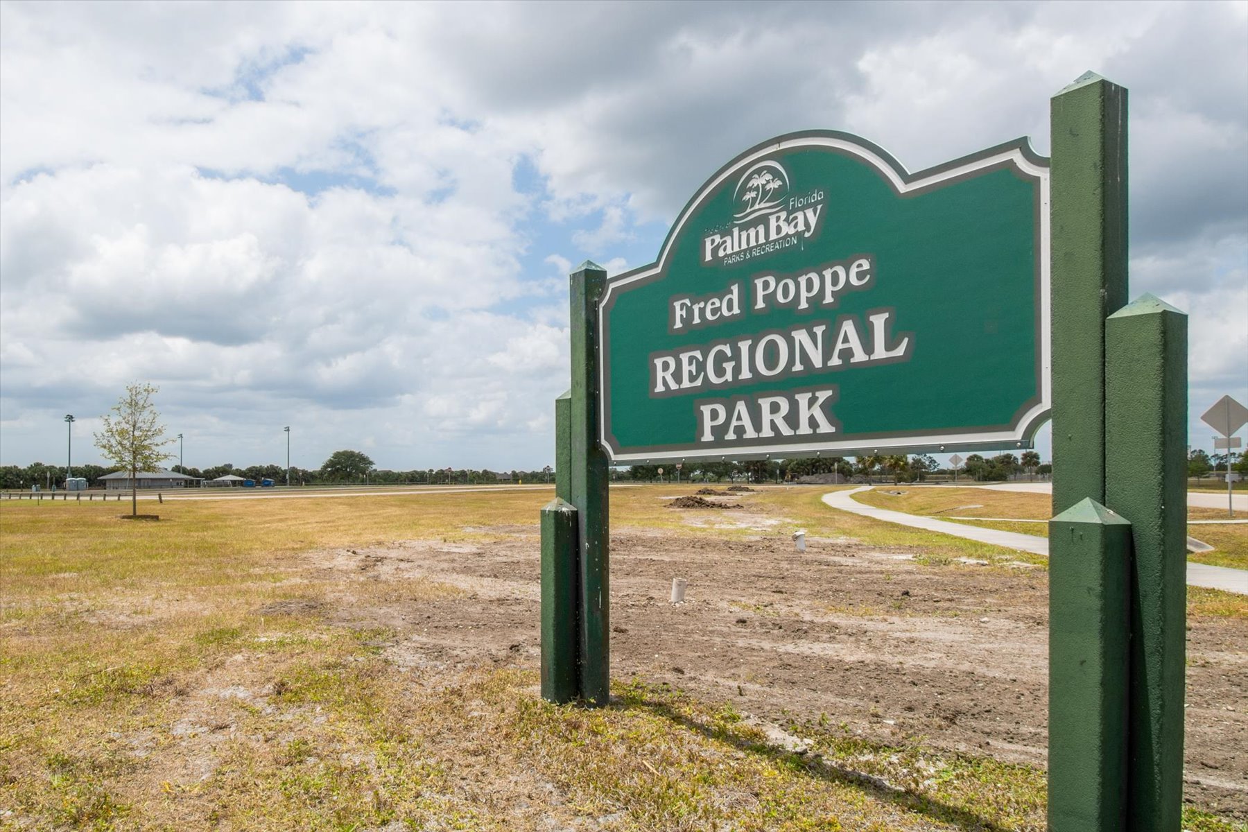 290 Dobbins Road NW Palm Bay FL 32907