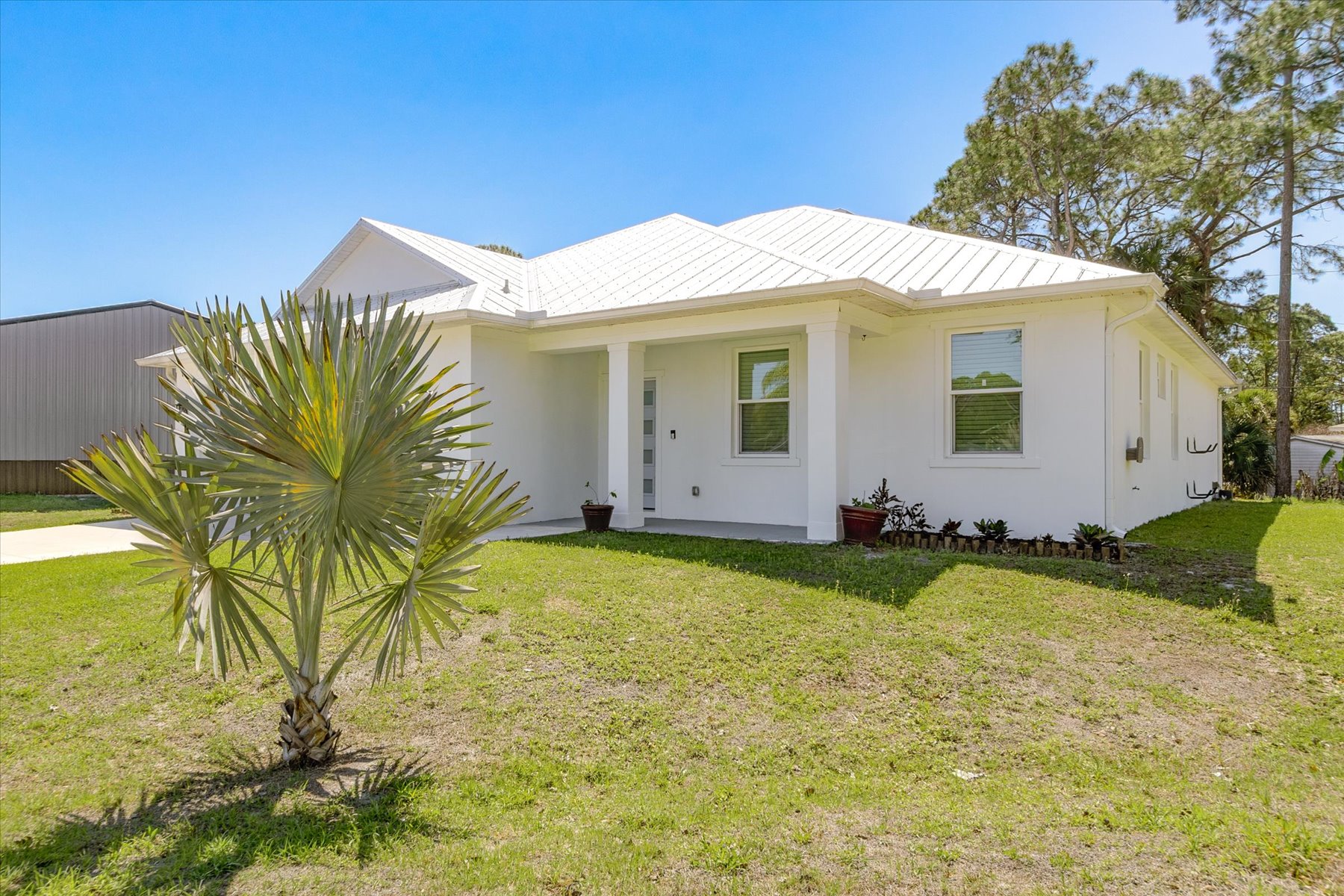 290 Dobbins Road NW Palm Bay FL 32907
