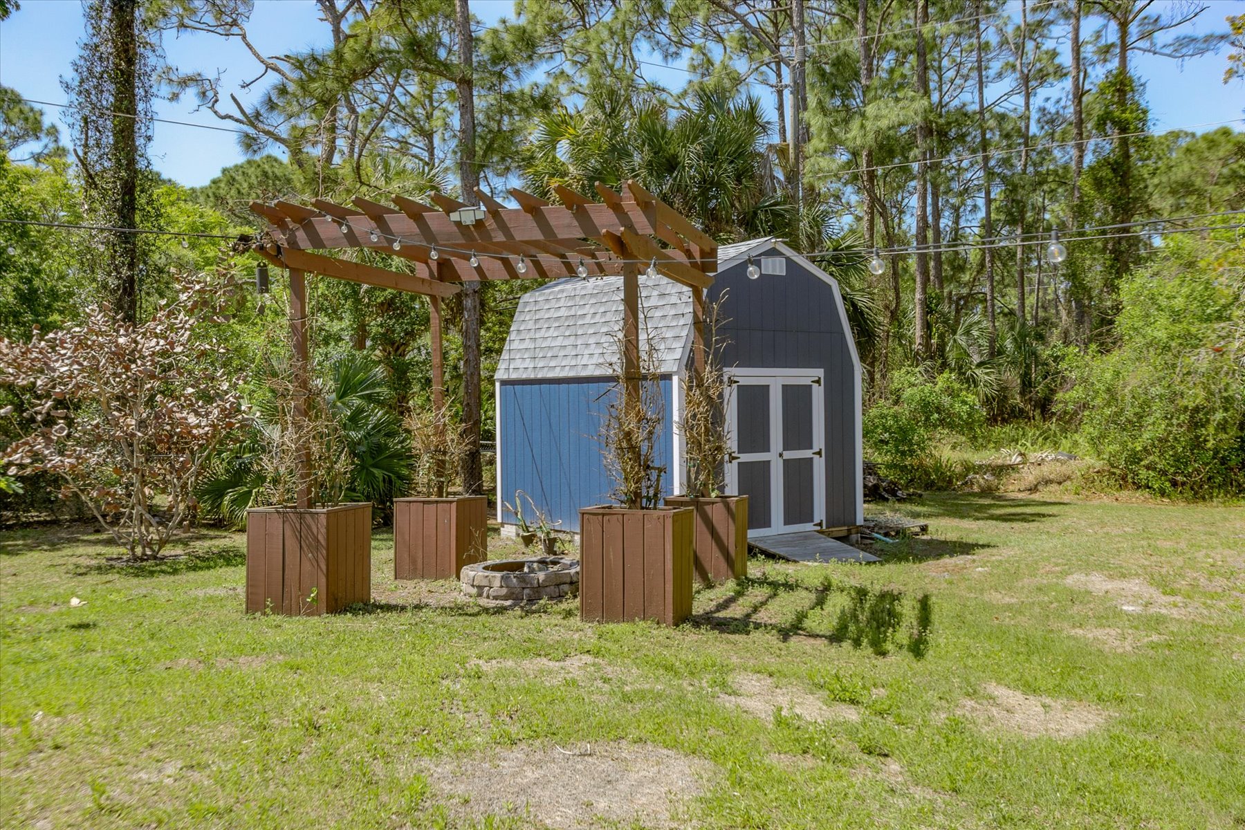 290 Dobbins Road NW Palm Bay FL 32907