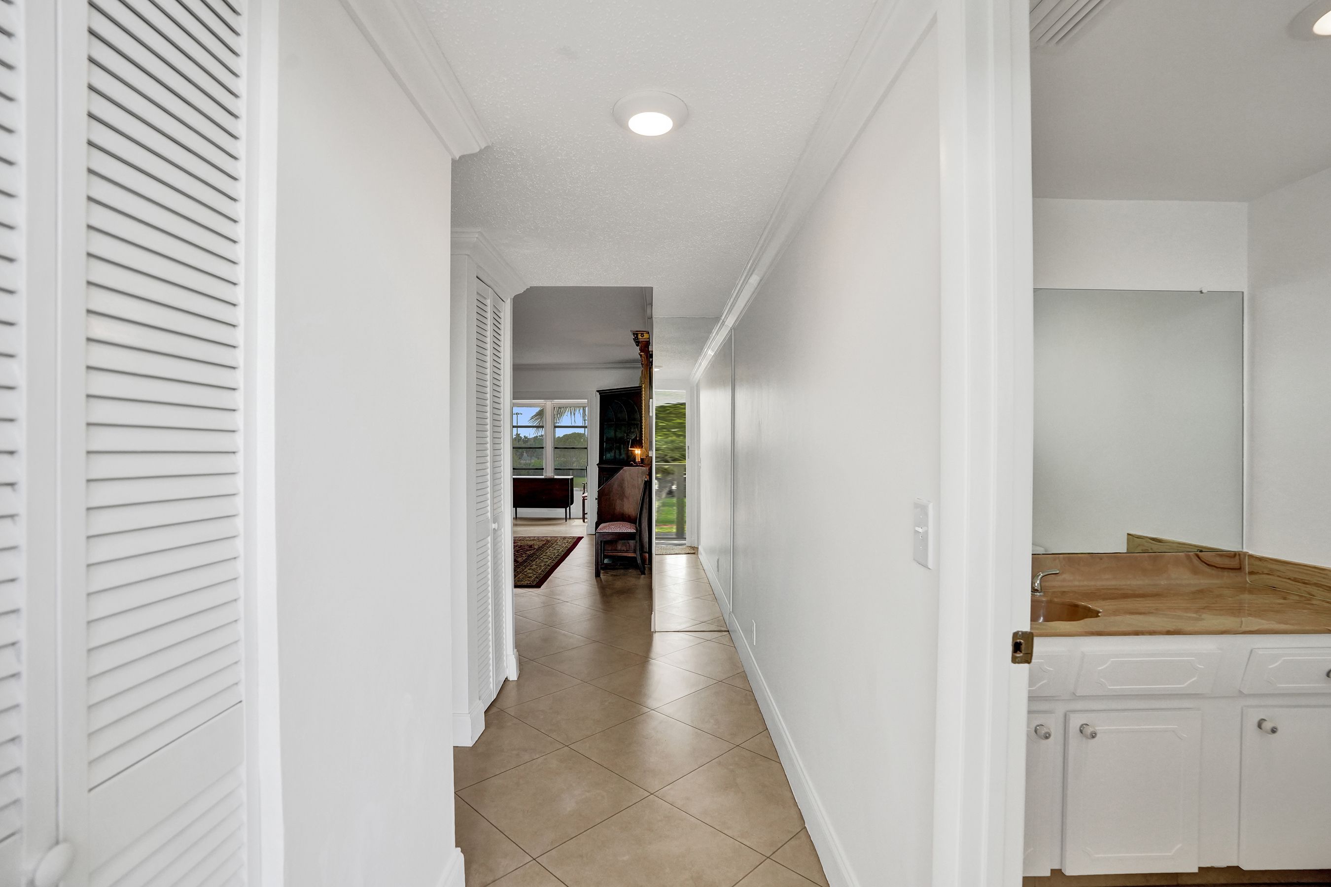 3940 NW 42nd Avenue Lauderdale Lakes FL 33319