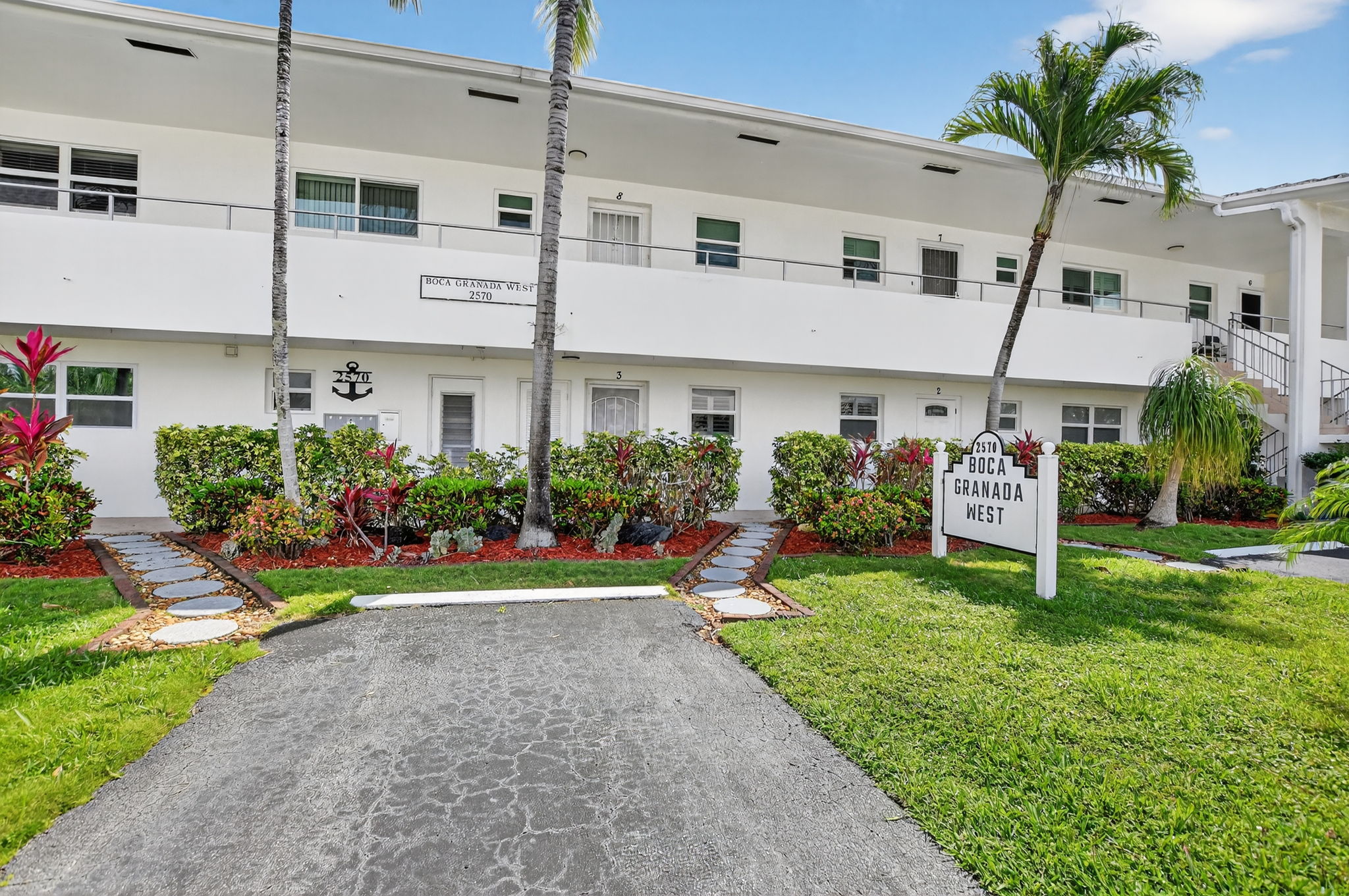 2570 Banyan Road Boca Raton FL 33432