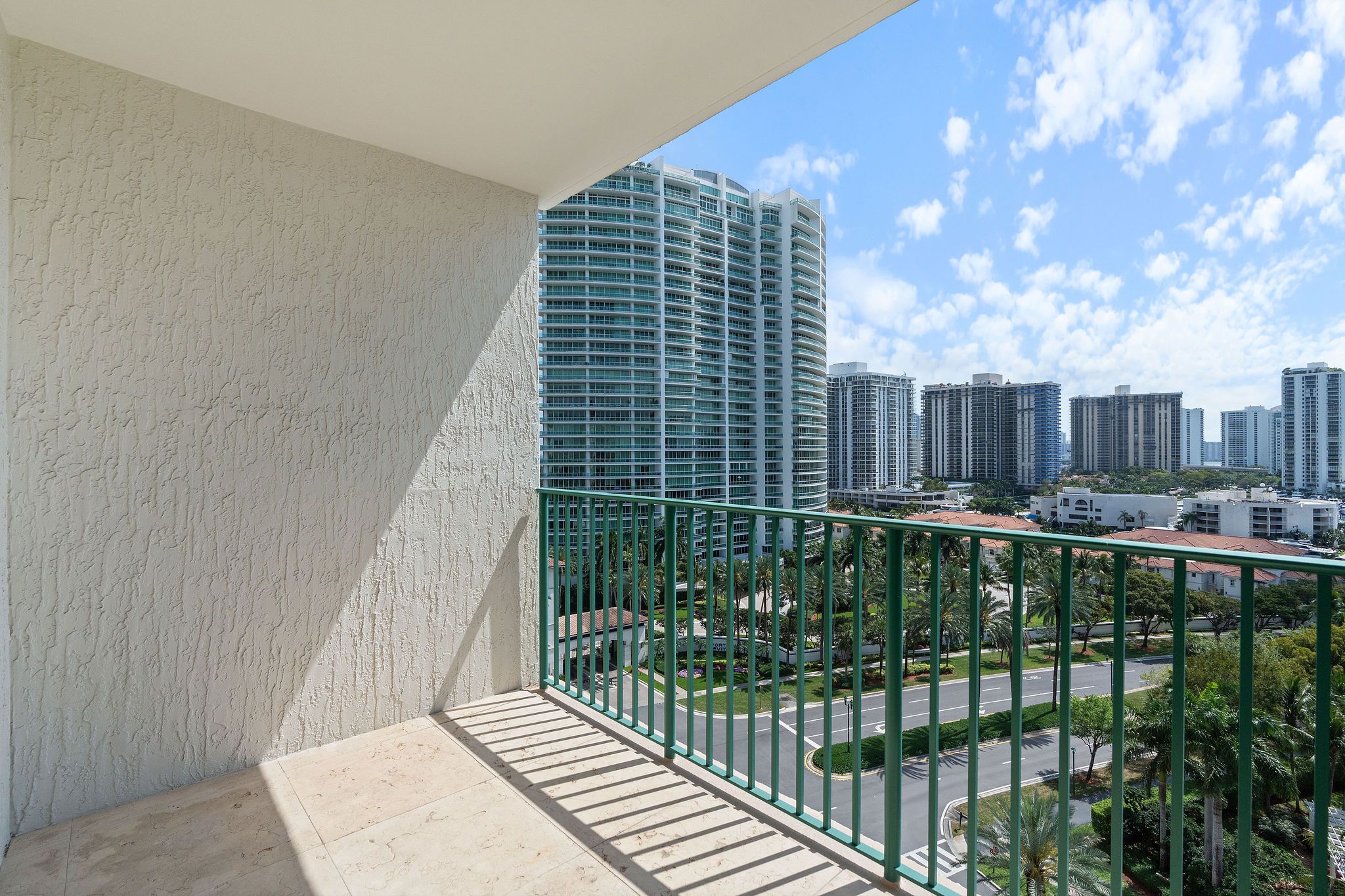 20000 E Country Club Drive Aventura FL 33180