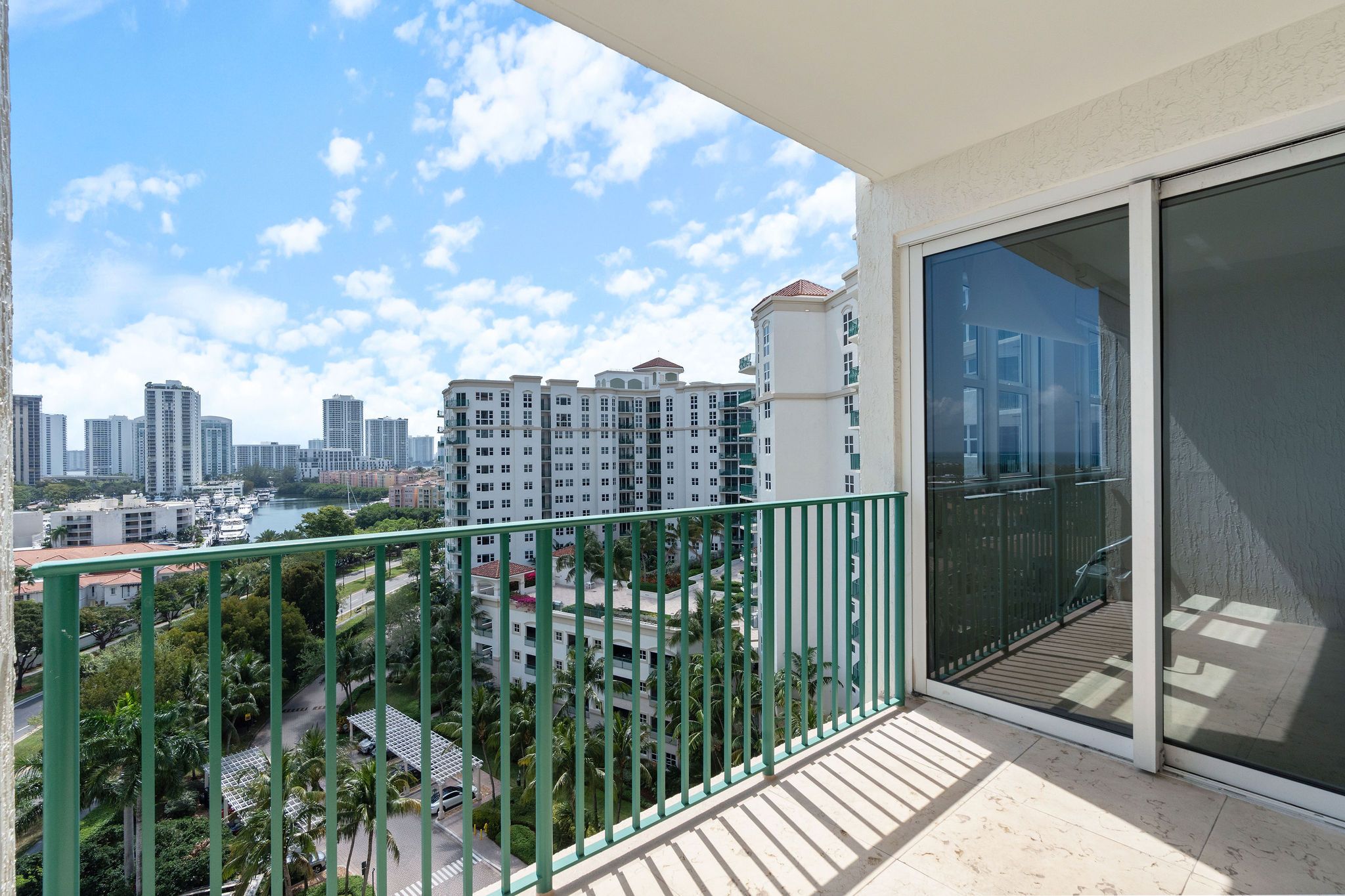 20000 E Country Club Drive Aventura FL 33180
