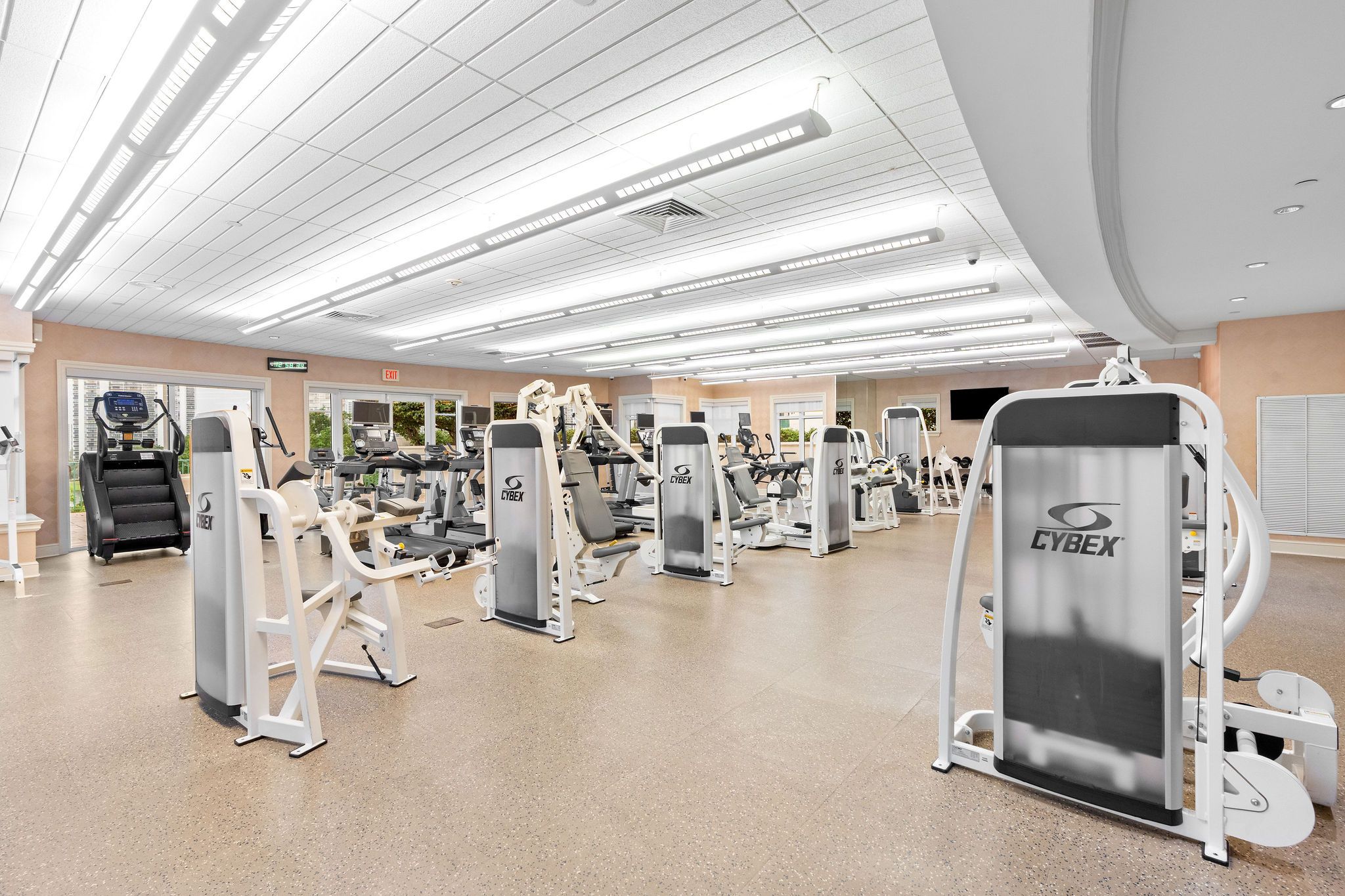 20000 E Country Club Drive Aventura FL 33180