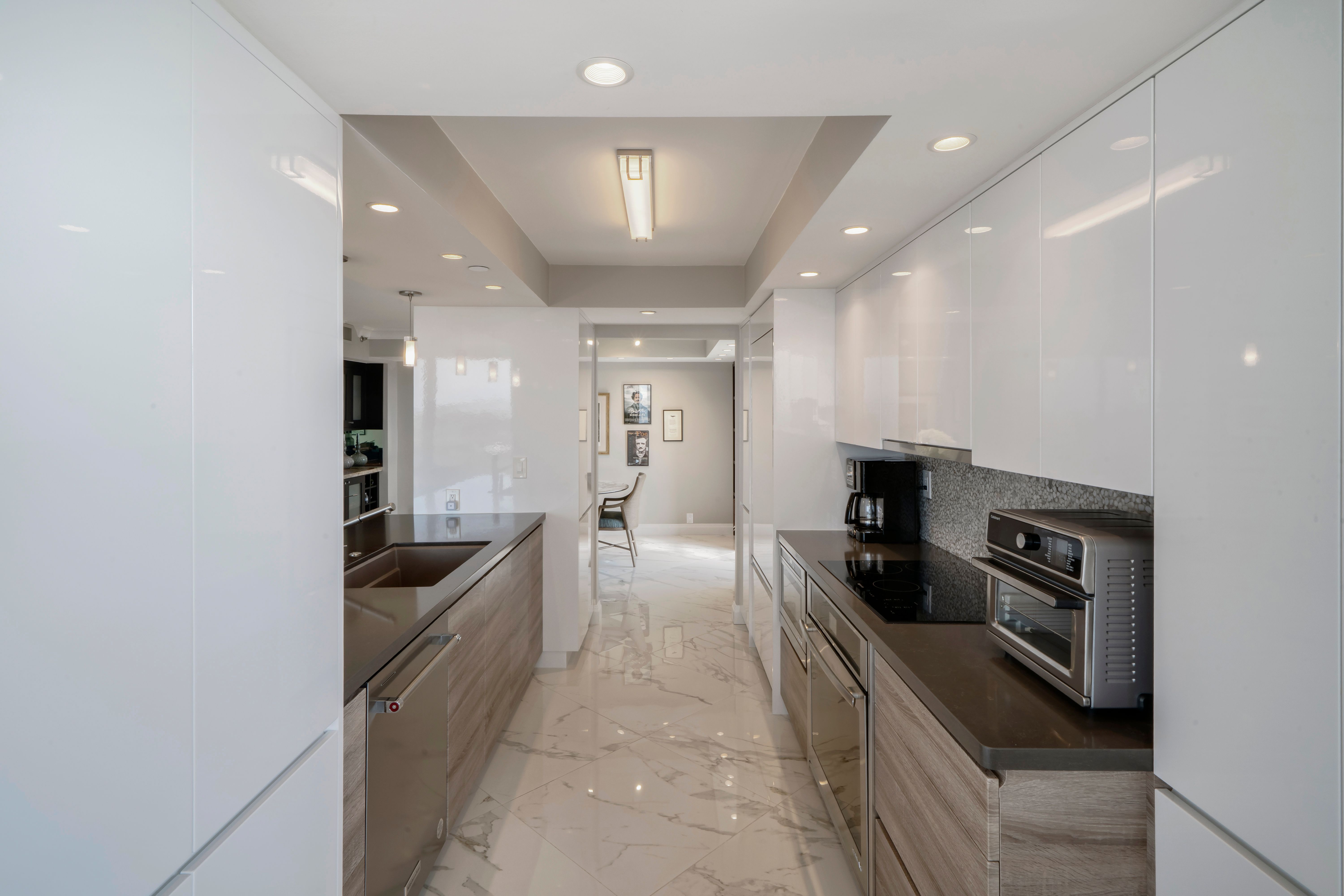 2000 Towerside Terrace Miami FL 33138