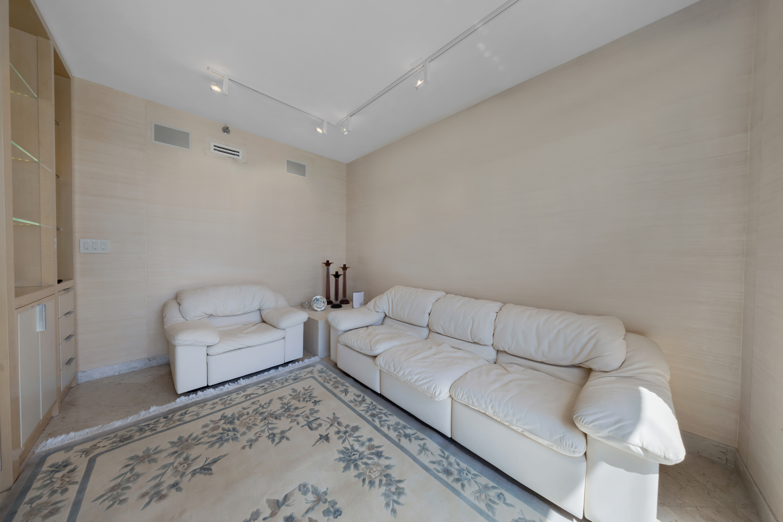 19355 Turnberry Way Aventura FL 33180