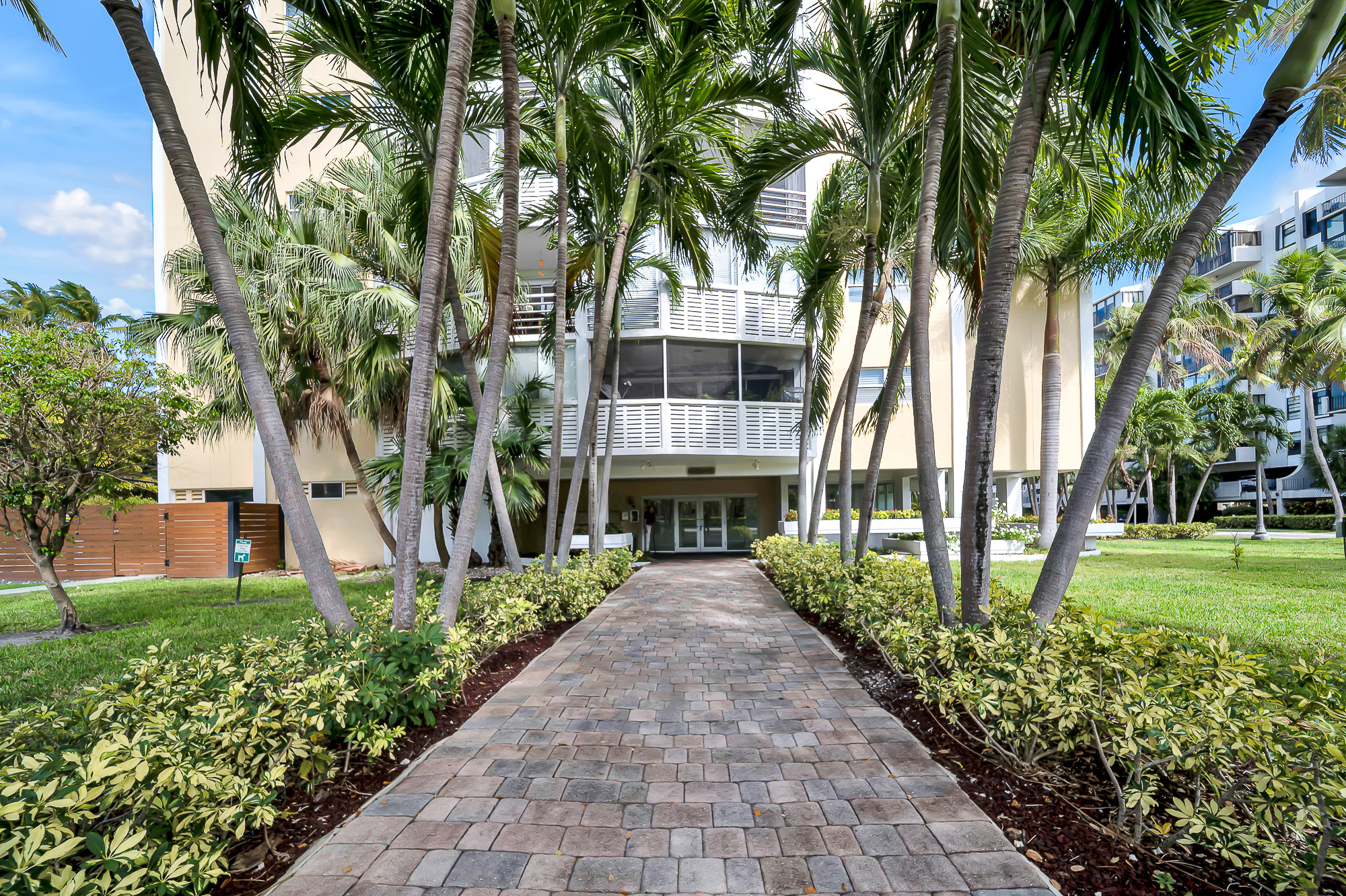 555 Crandon Boulevard Key Biscayne FL 33149