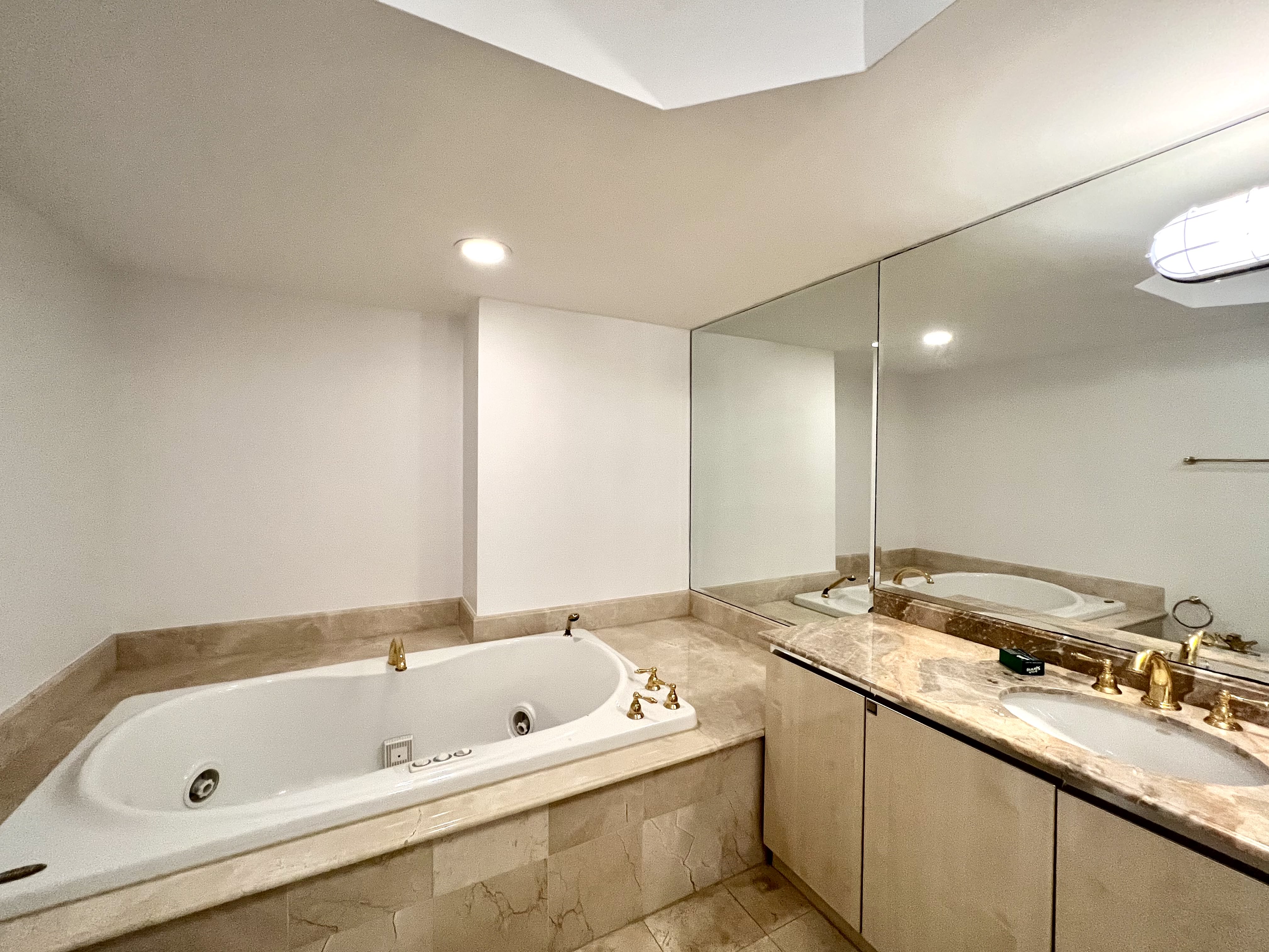 445 Grand Bay Drive Key Biscayne FL 33149