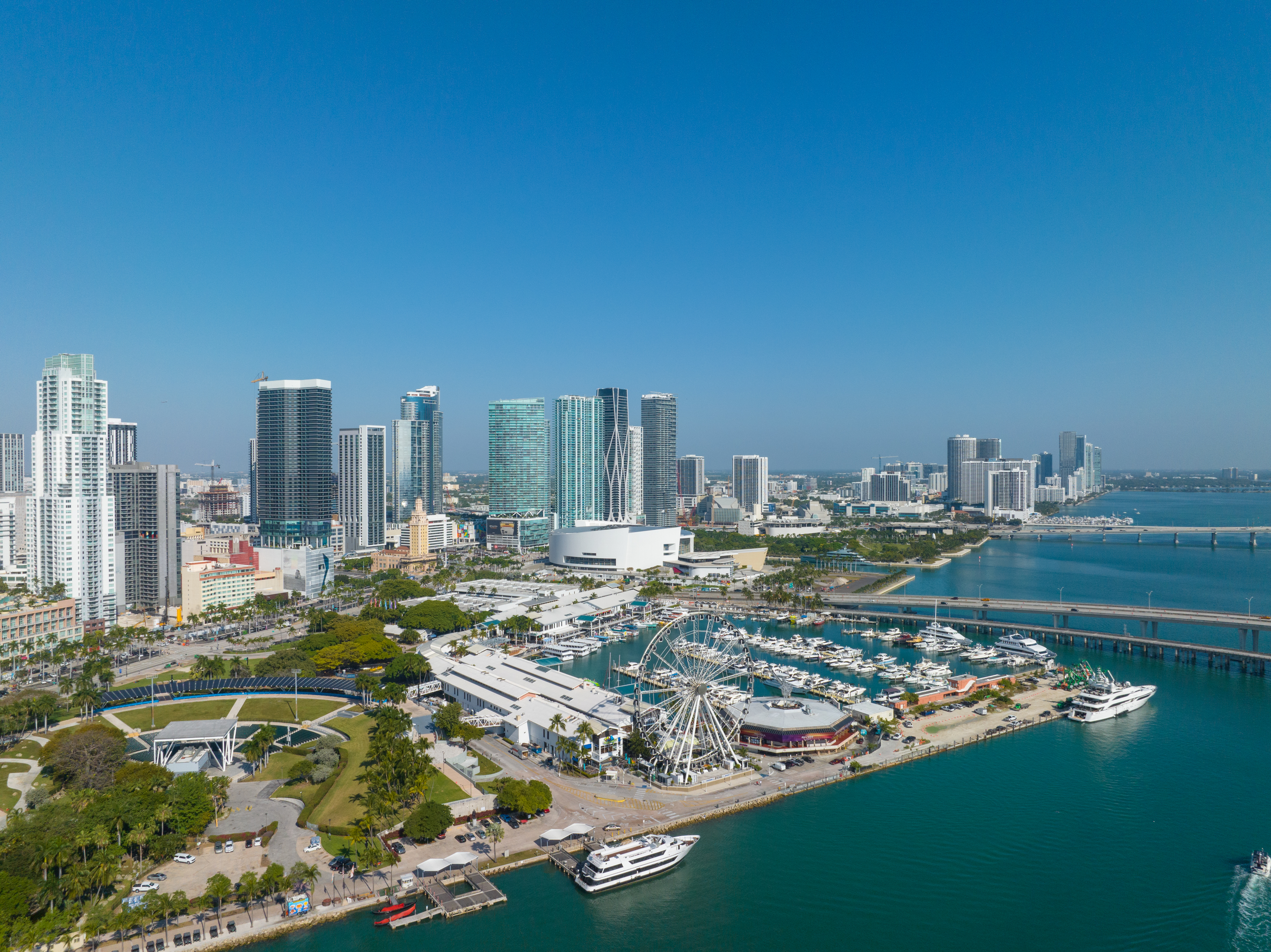 851 NE 1st Avenue Miami FL 33132