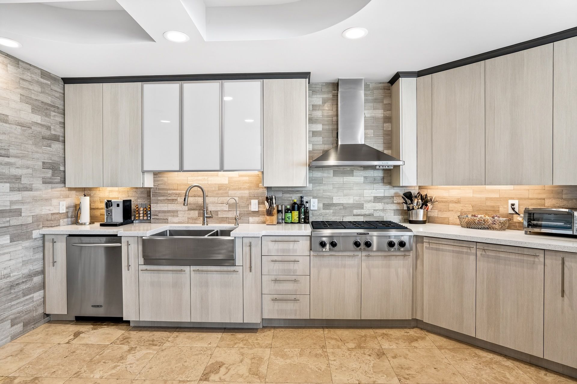 301 Hendricks Isle Fort Lauderdale FL 33301