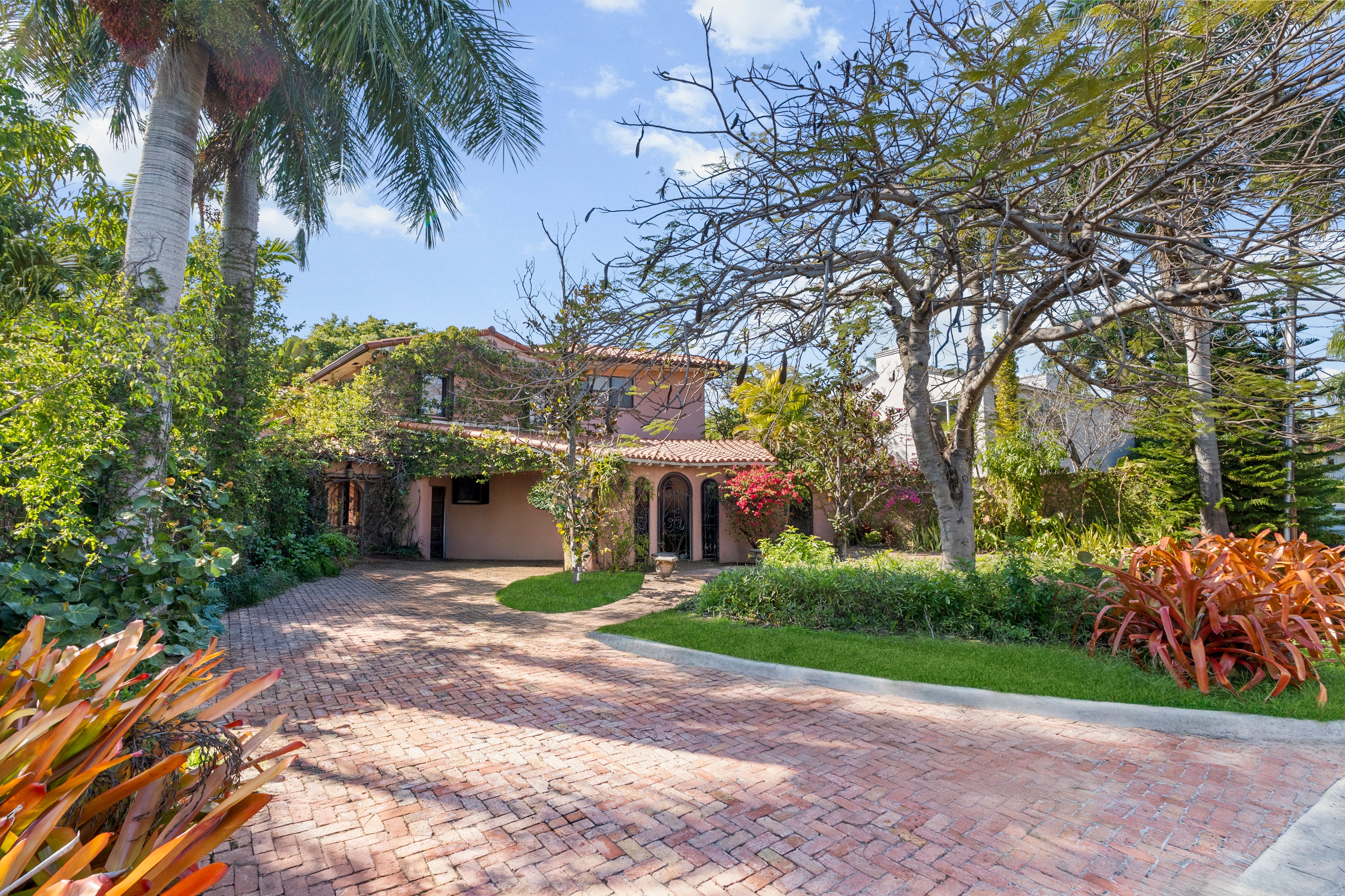 3310 Garden Avenue Miami Beach FL 33140