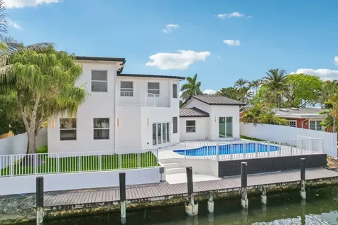 2001 Southwest 23rd Avenue Fort Lauderdale FL 33312