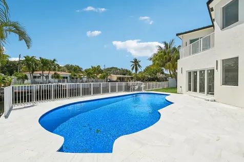 2001 Southwest 23rd Avenue Fort Lauderdale FL 33312
