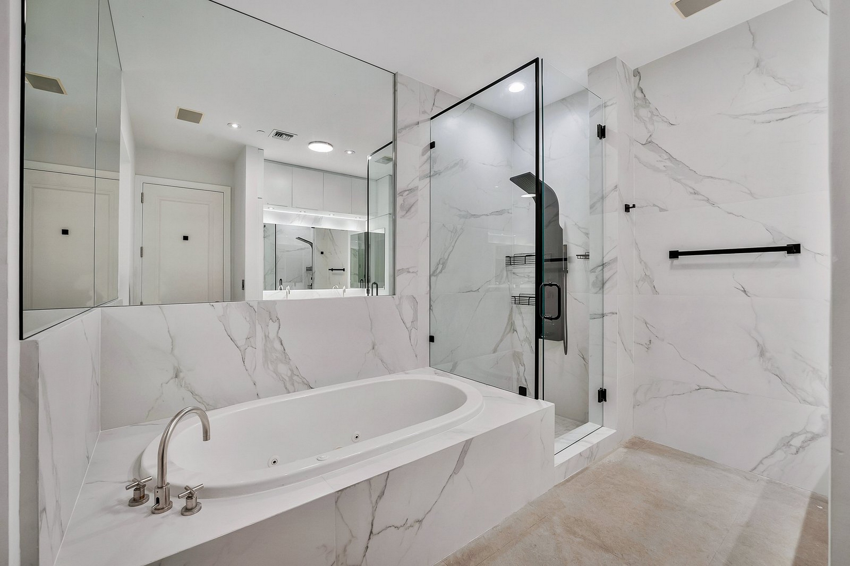 1425 Brickell Avenue Miami FL 33131
