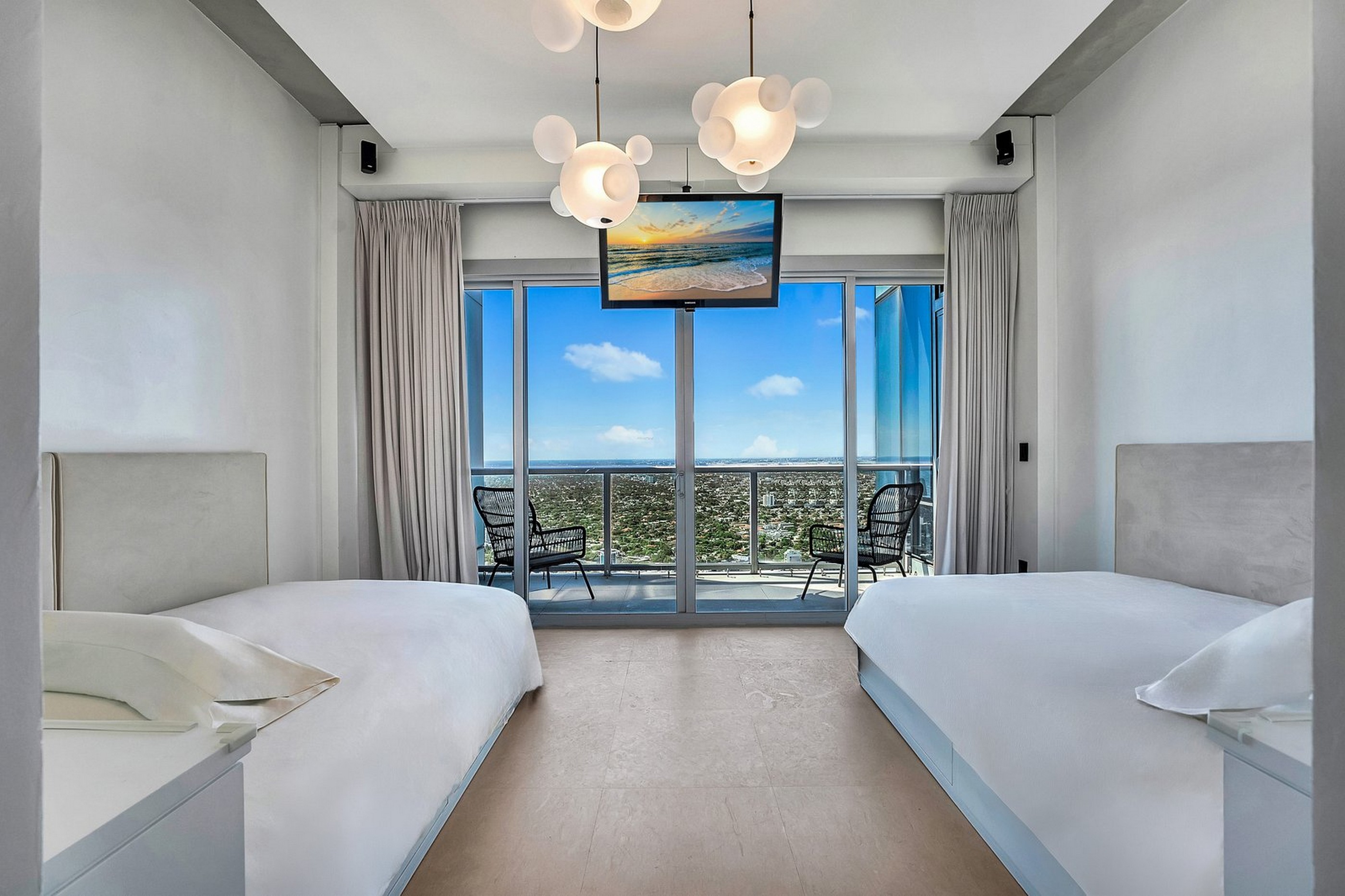 1425 Brickell Avenue Miami FL 33131
