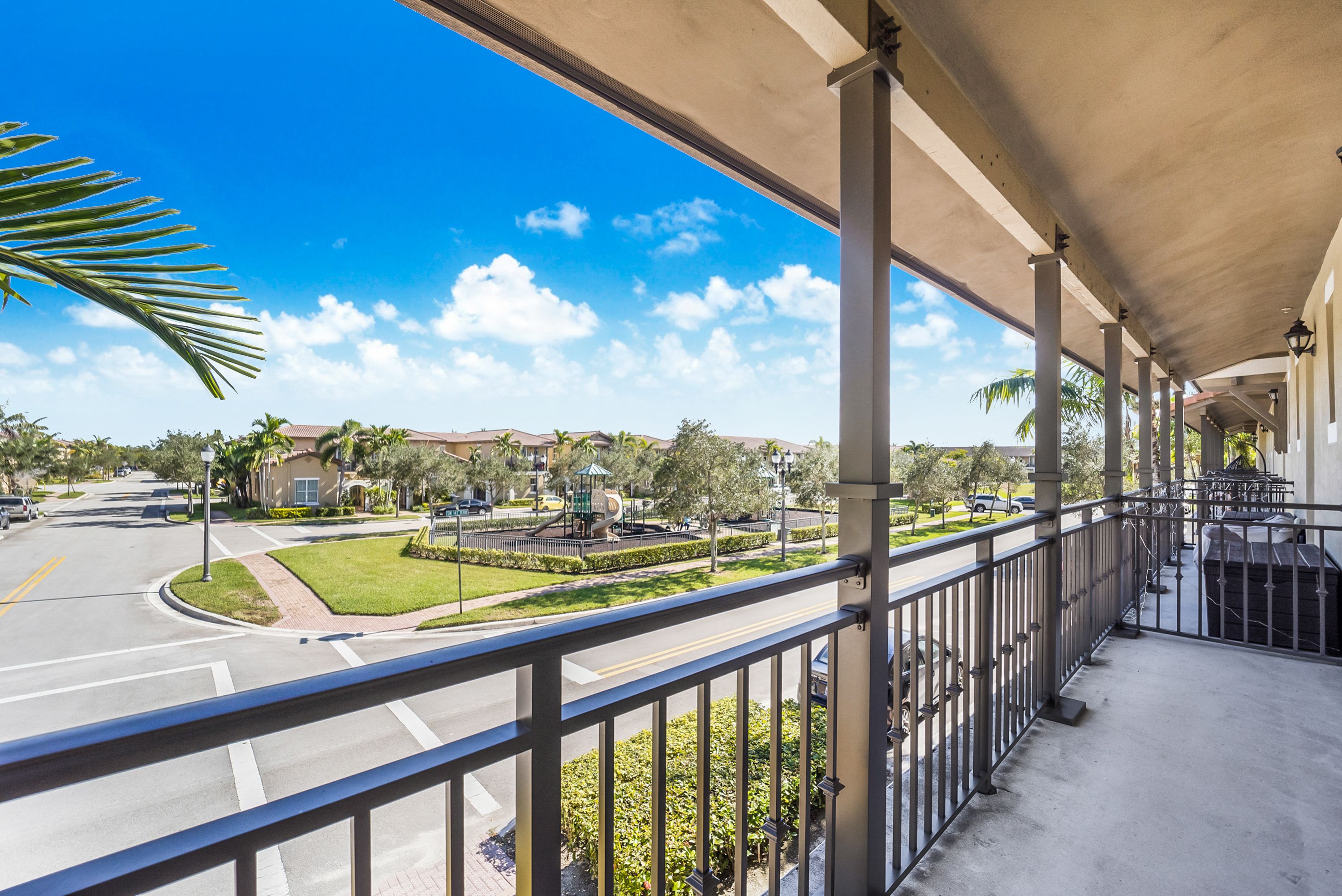 1302 SW 147th Terrace Pembroke Pines FL 33027