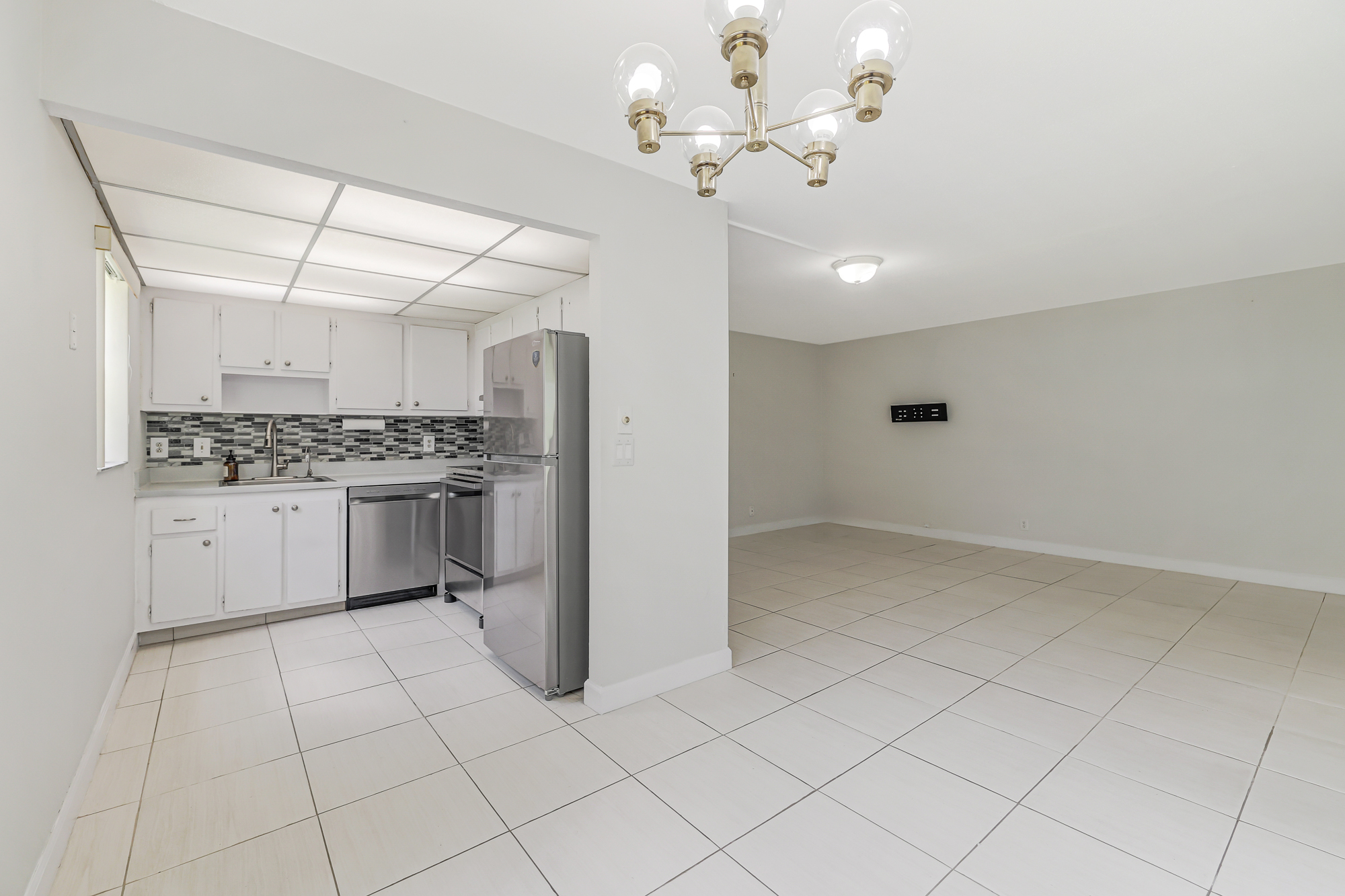 629 Saxony Place Delray Beach FL 33446