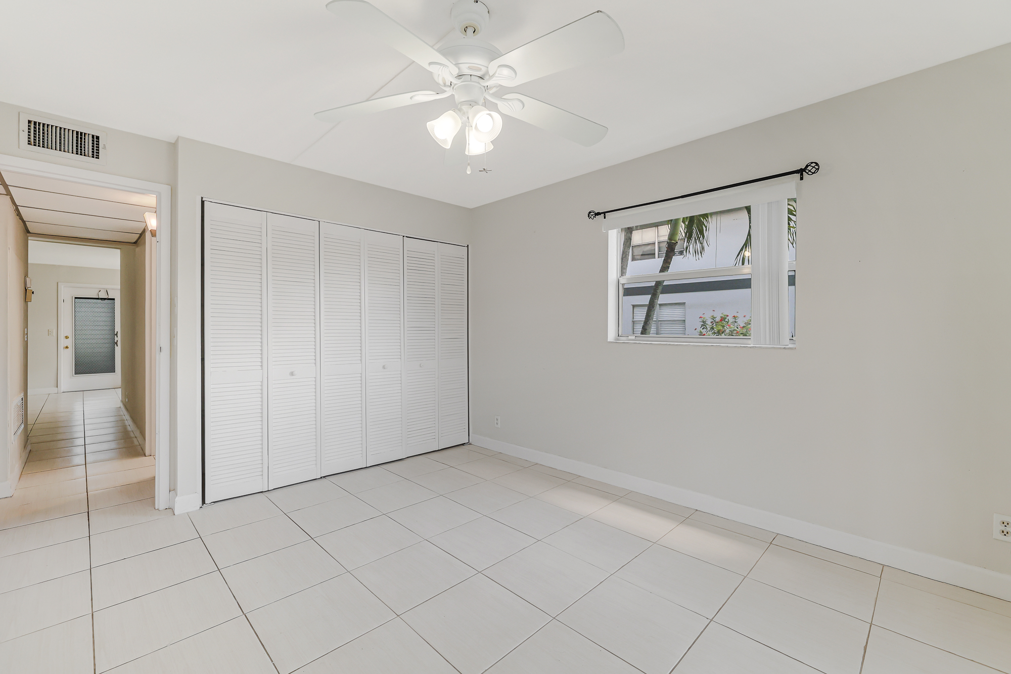 629 Saxony Place Delray Beach FL 33446