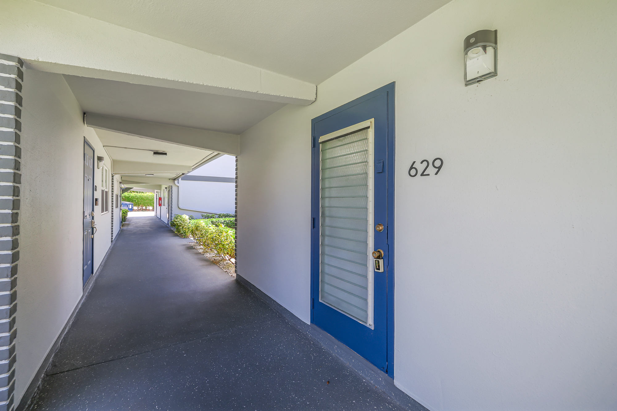 629 Saxony Place Delray Beach FL 33446