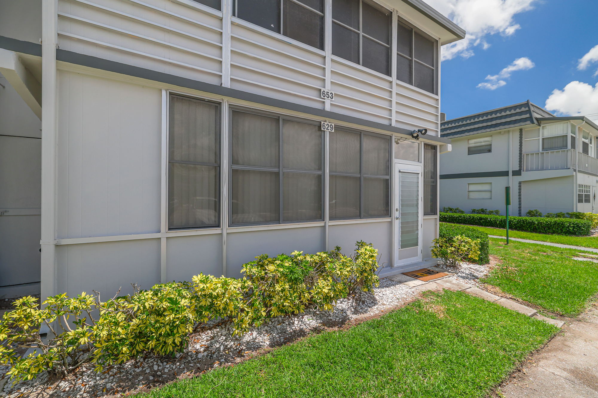 629 Saxony Place Delray Beach FL 33446