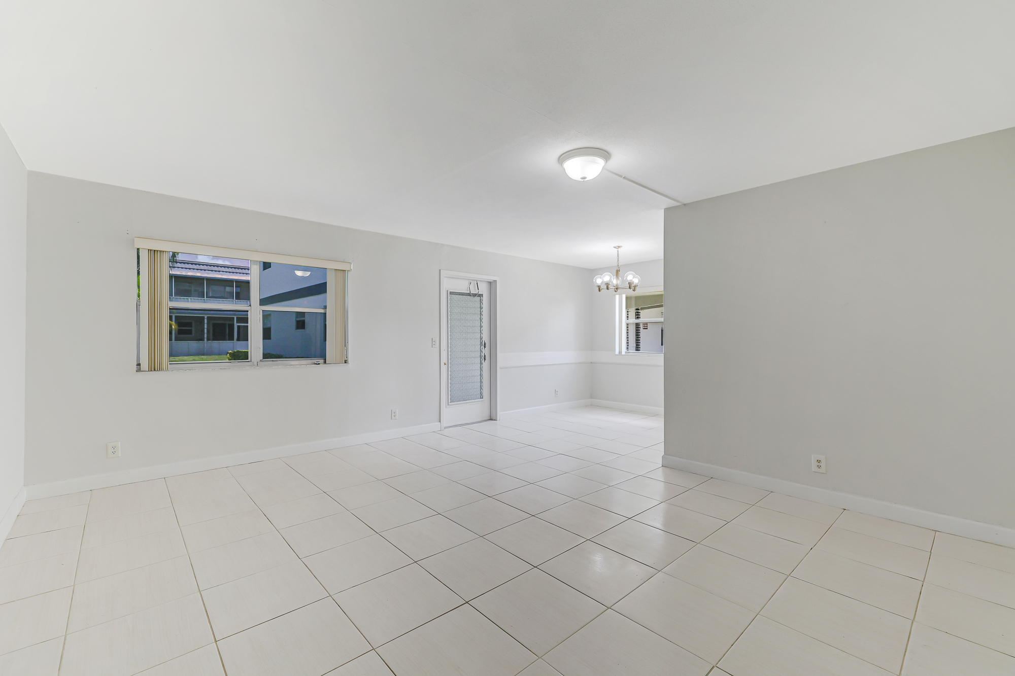 629 Saxony Place Delray Beach FL 33446