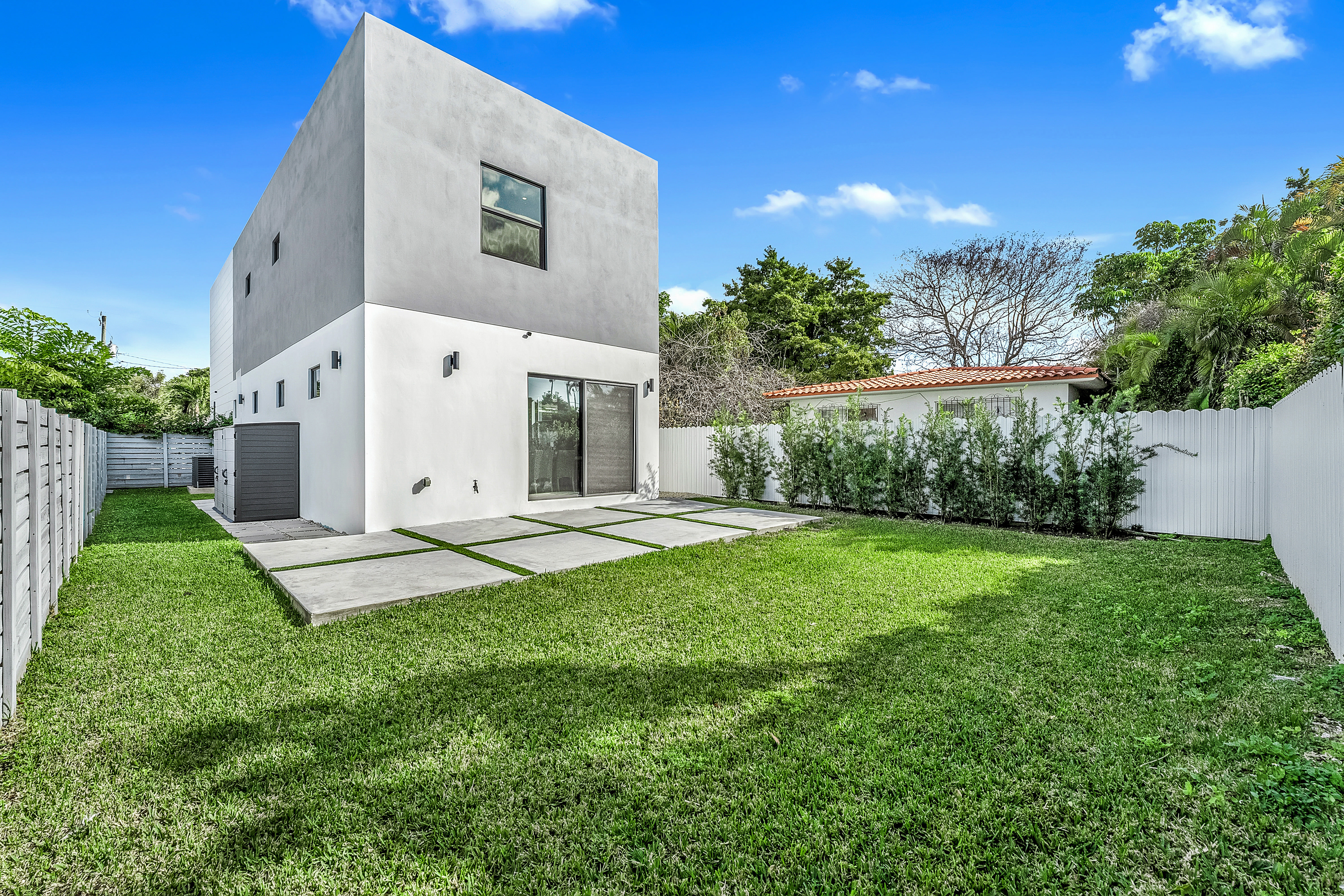 2320 SW 14th Street Miami FL 33145