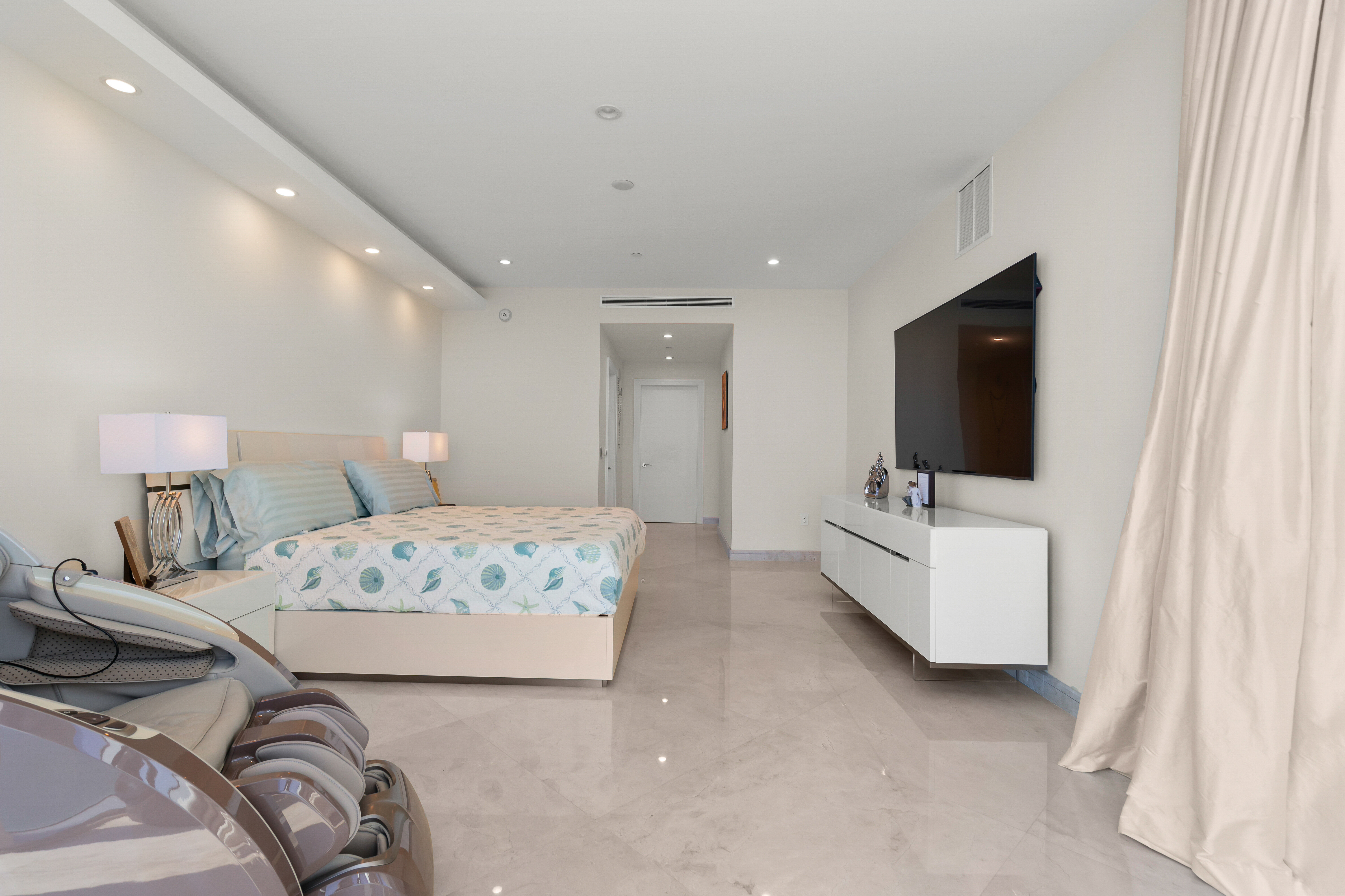 17001 Collins Avenue Sunny Isles Beach FL 33160