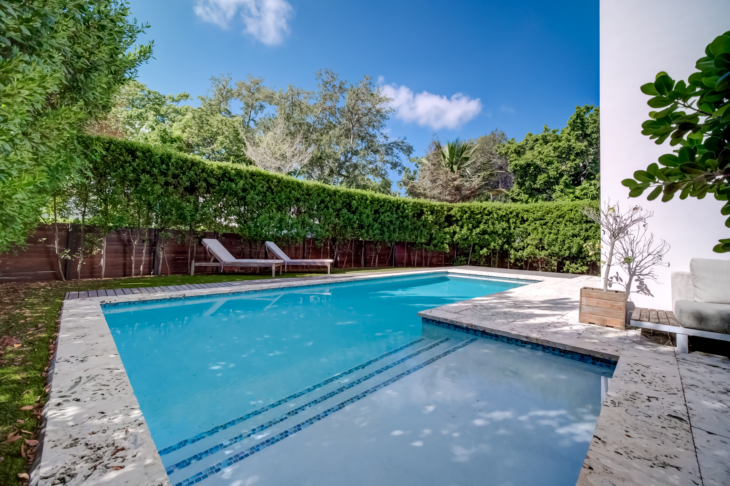 8660 Arboretum Lane Miami FL 33138