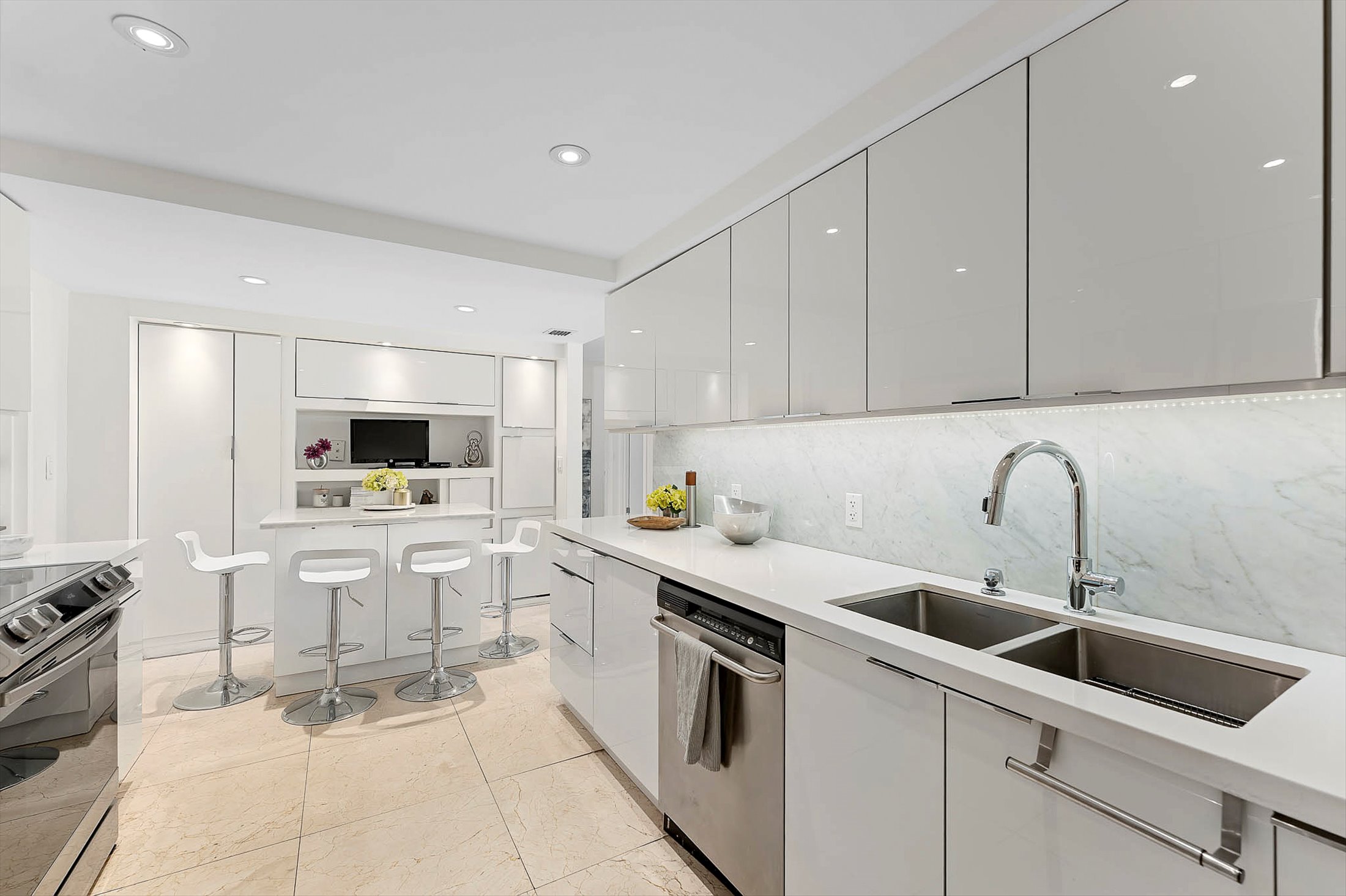 199 Ocean Lane Drive Key Biscayne FL 33149