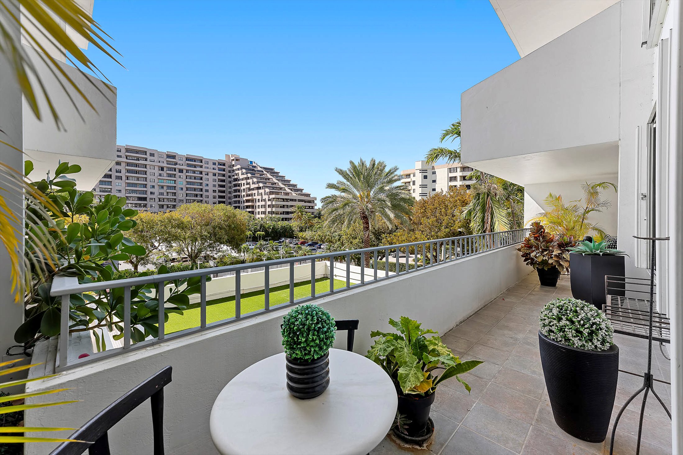 199 Ocean Lane Drive Key Biscayne FL 33149
