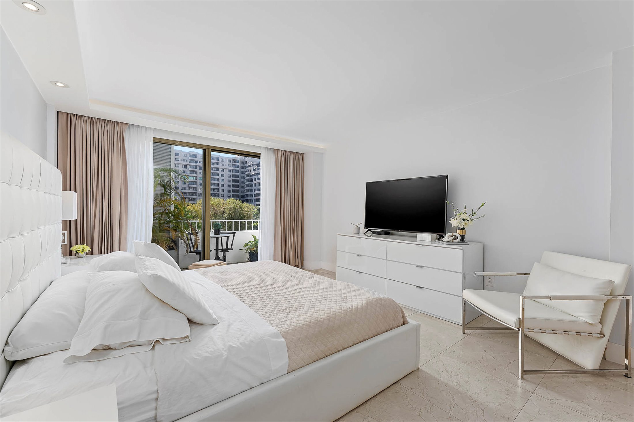199 Ocean Lane Drive Key Biscayne FL 33149