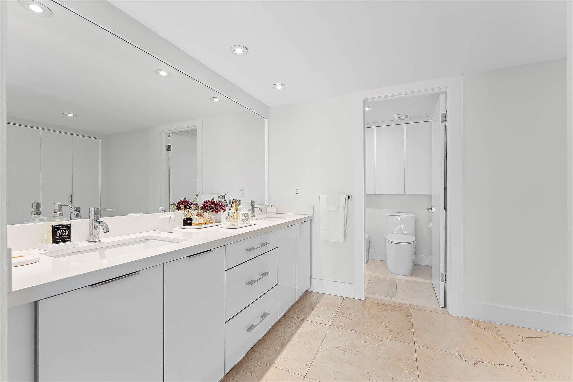 199 Ocean Lane Drive Key Biscayne FL 33149