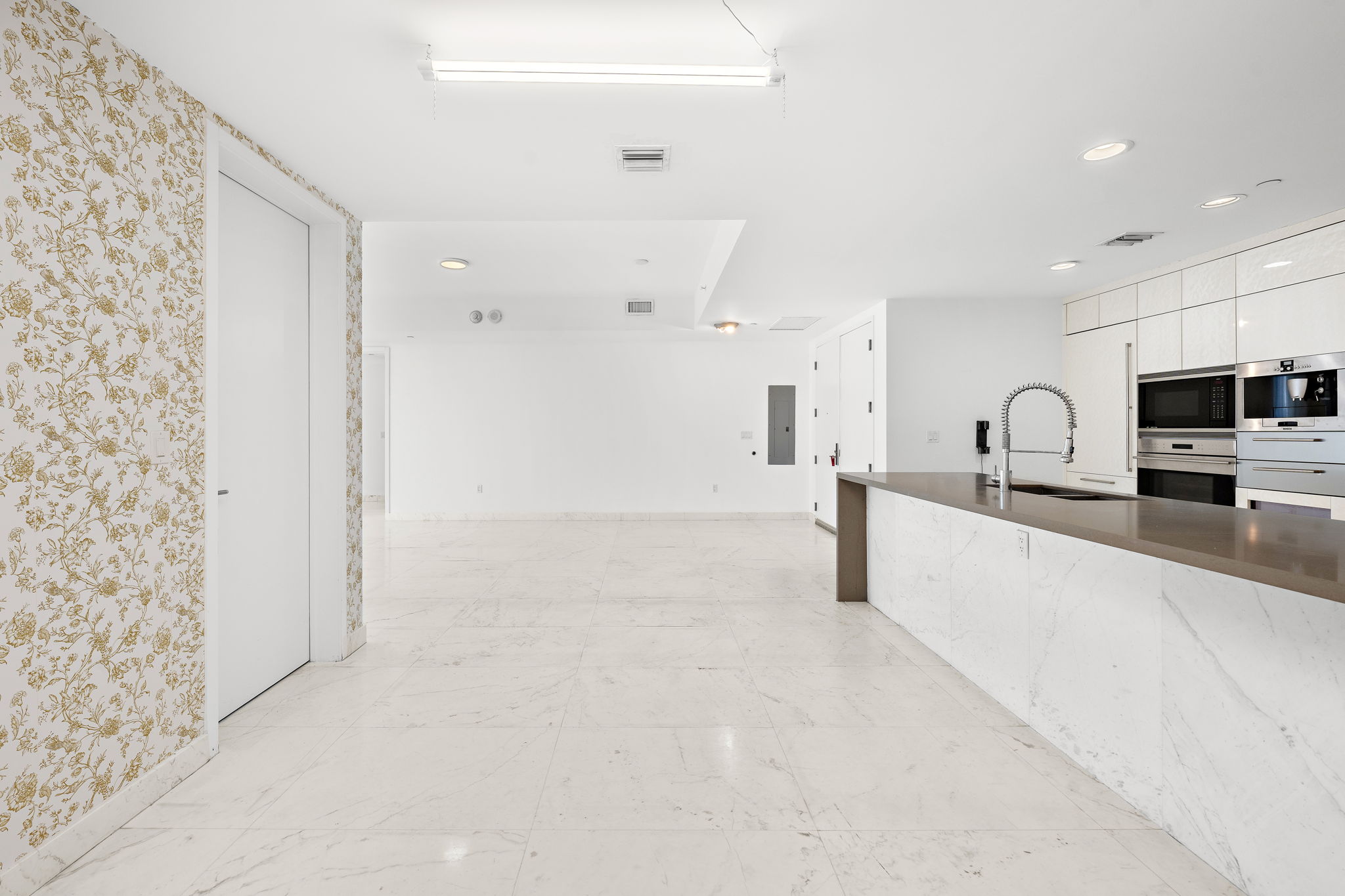 17475 Collins Avenue Sunny Isles Beach FL 33160