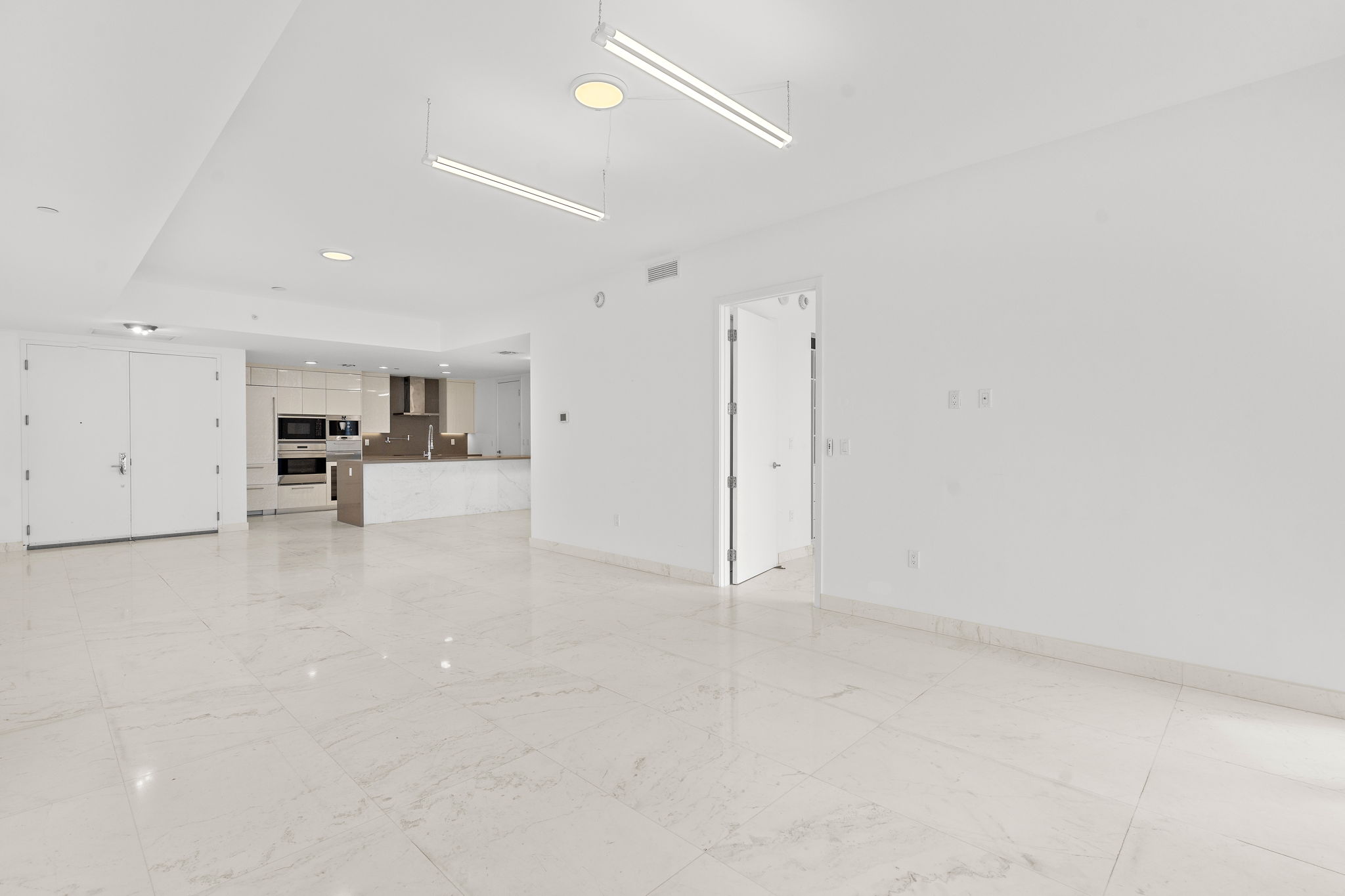 17475 Collins Avenue Sunny Isles Beach FL 33160