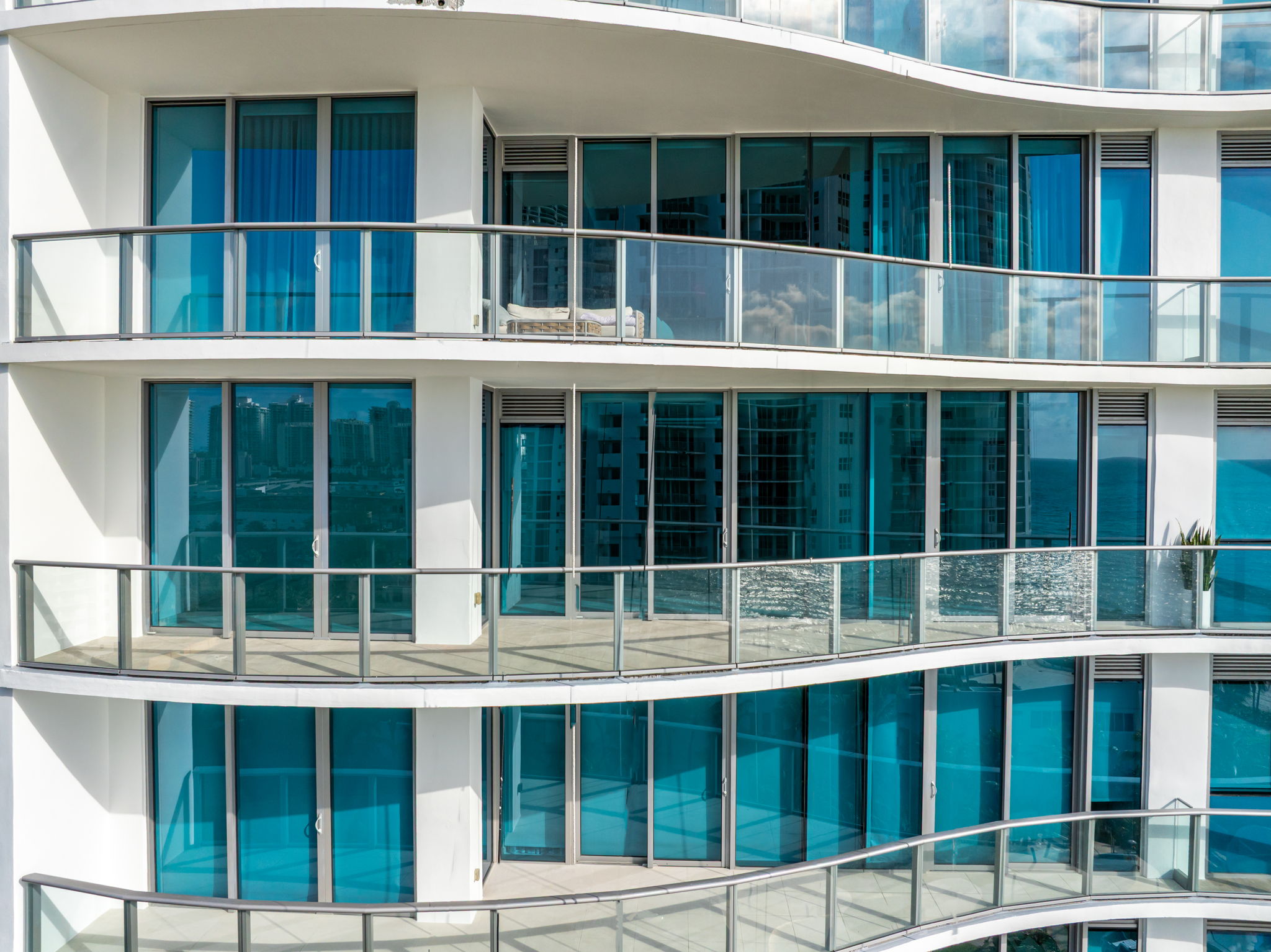 17475 Collins Avenue Sunny Isles Beach FL 33160