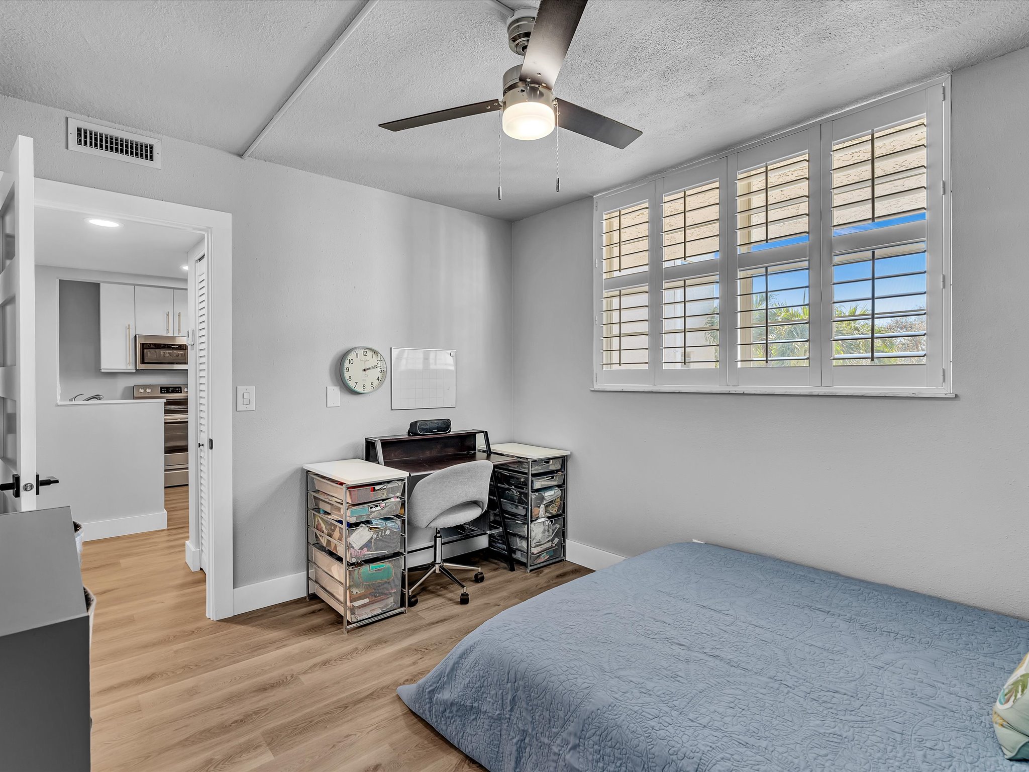 9340 Lagoon Place Davie FL 33324