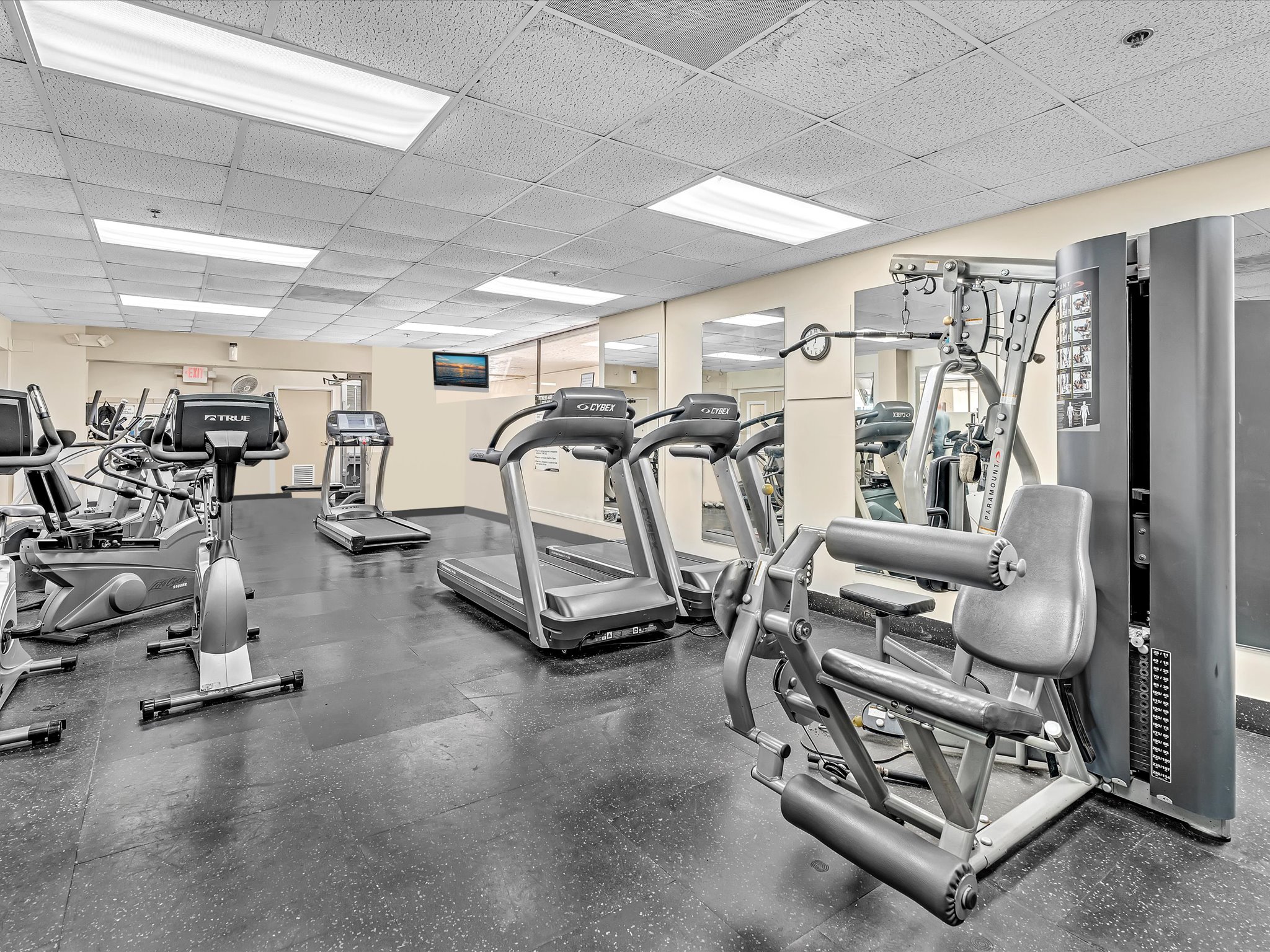 9340 Lagoon Place Davie FL 33324