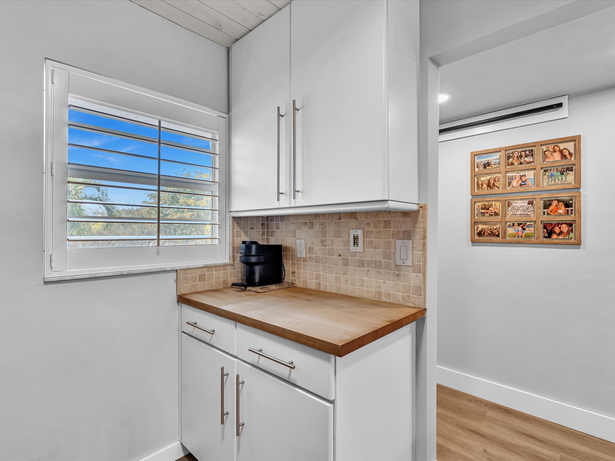 9340 Lagoon Place Davie FL 33324
