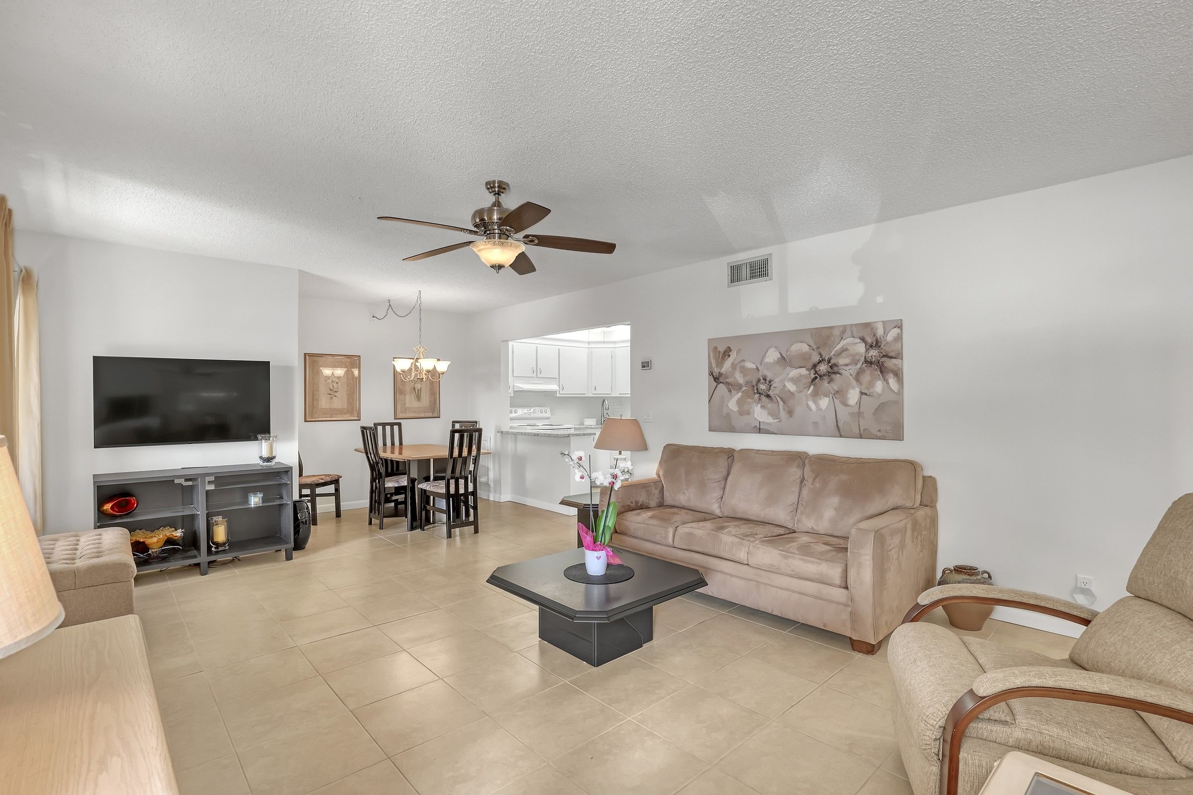 337 Pine Ridge Circle Green Acres FL 33463