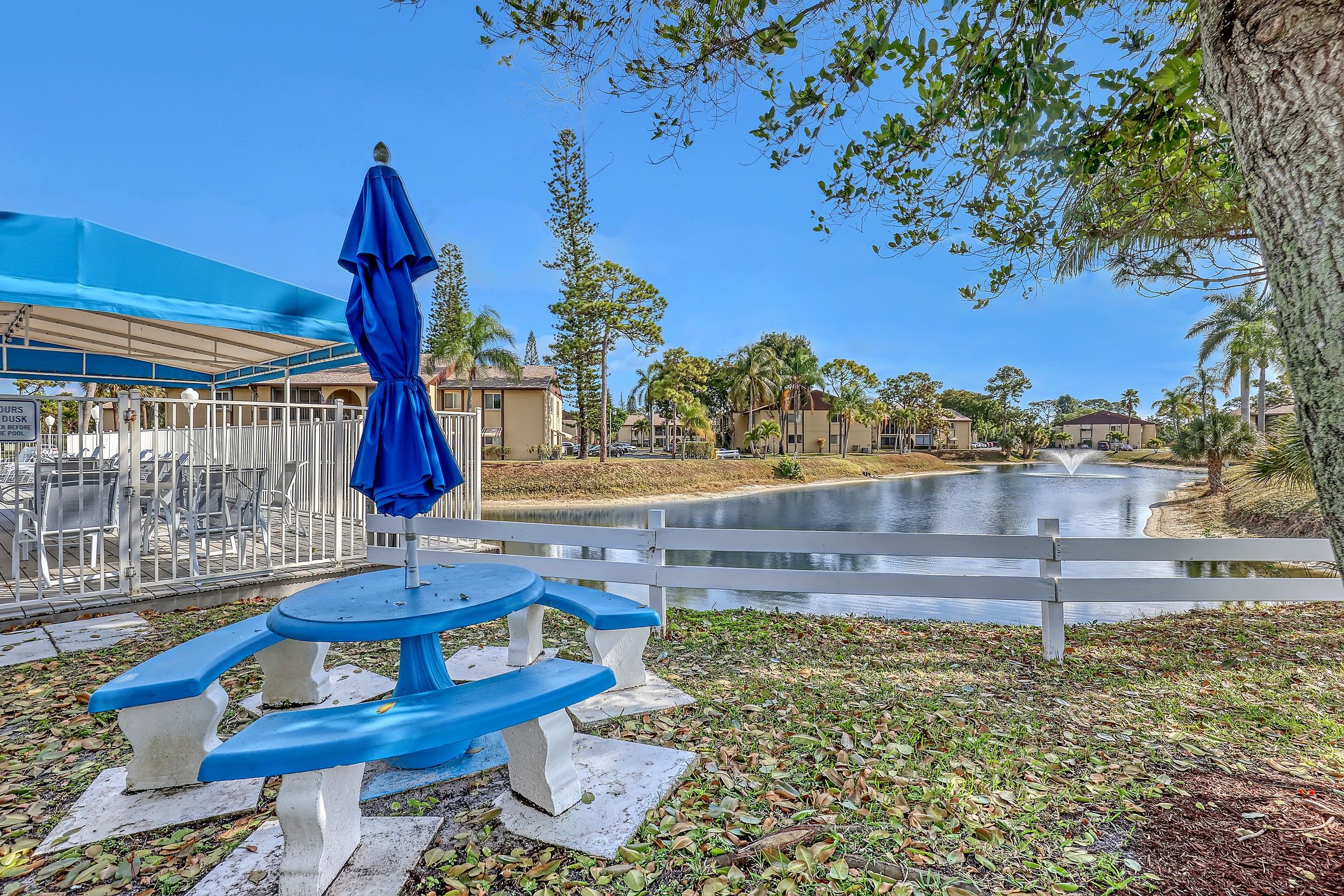 337 Pine Ridge Circle Green Acres FL 33463