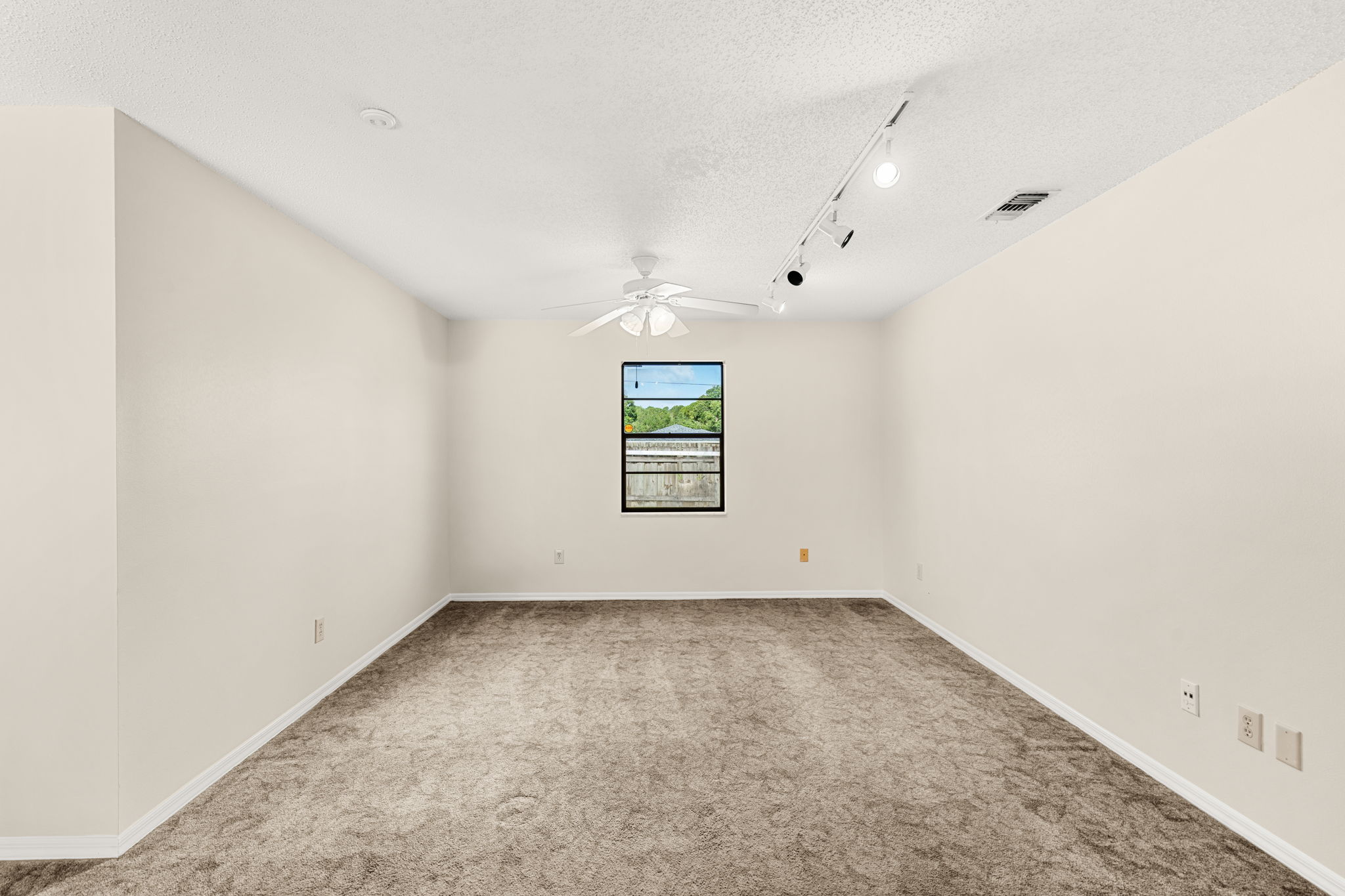 364 Hatcher Street SE Palm Bay FL 32909