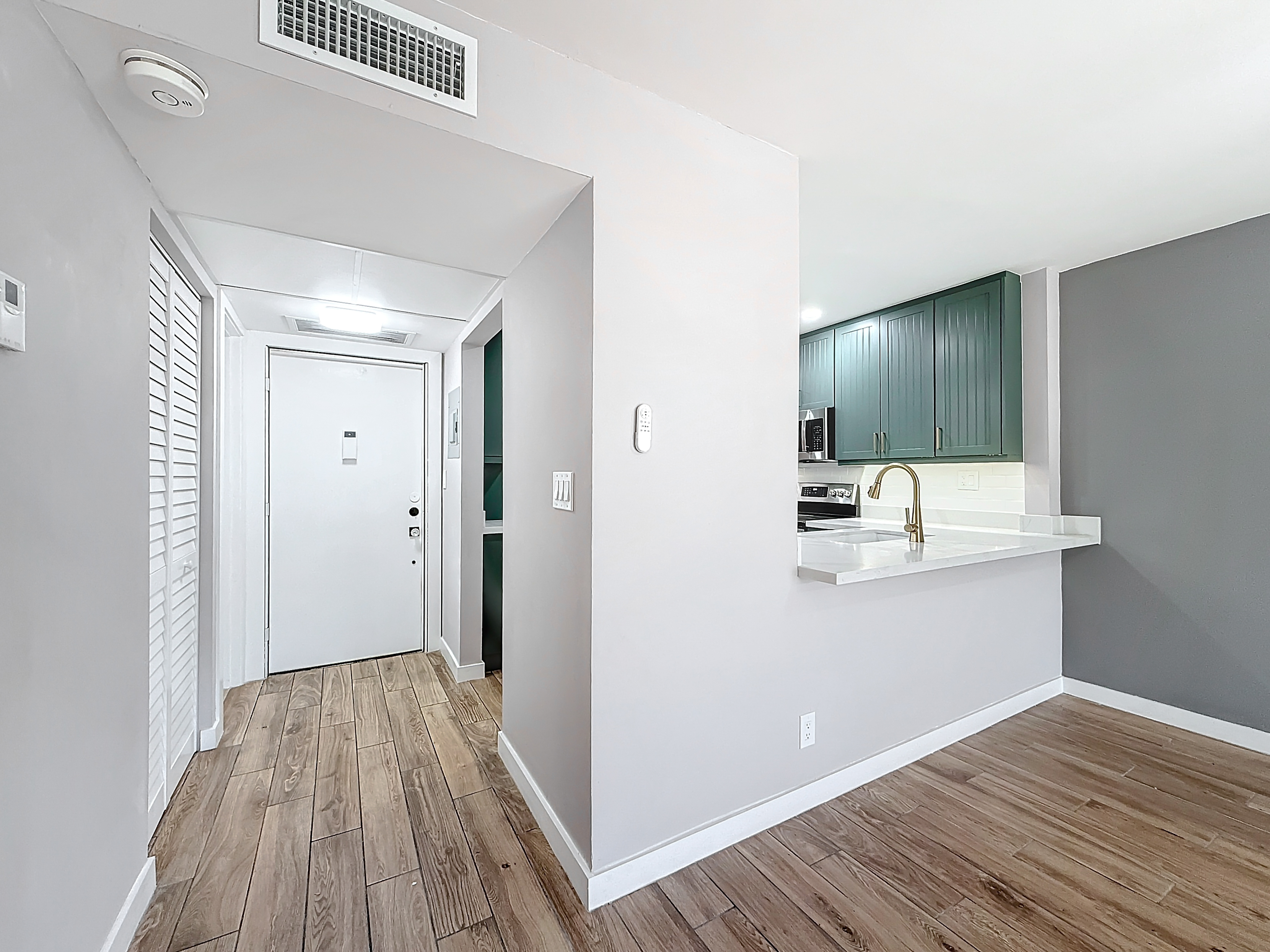 8818 W Mcnab Road Tamarac FL 33321
