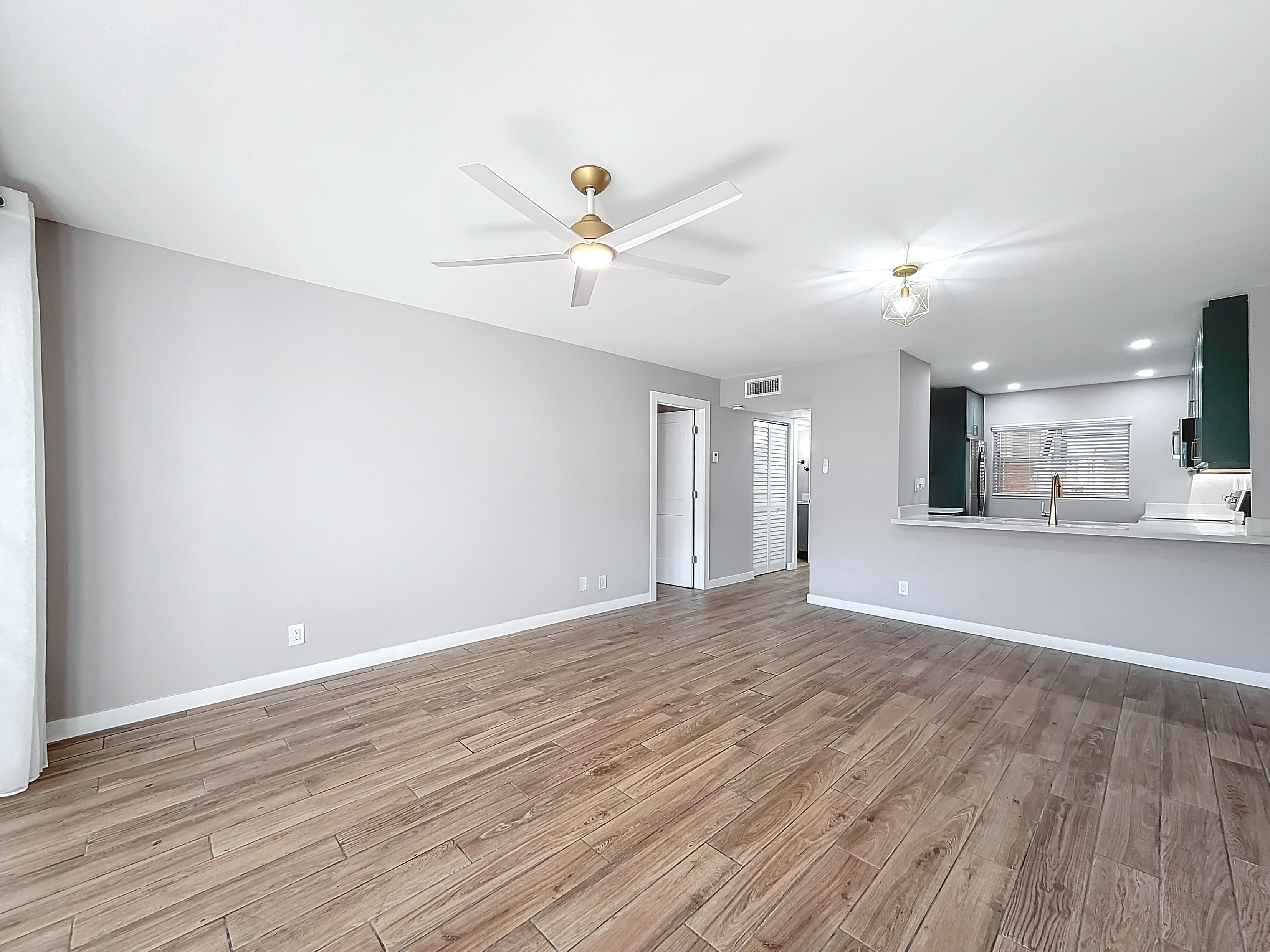 8818 W Mcnab Road Tamarac FL 33321