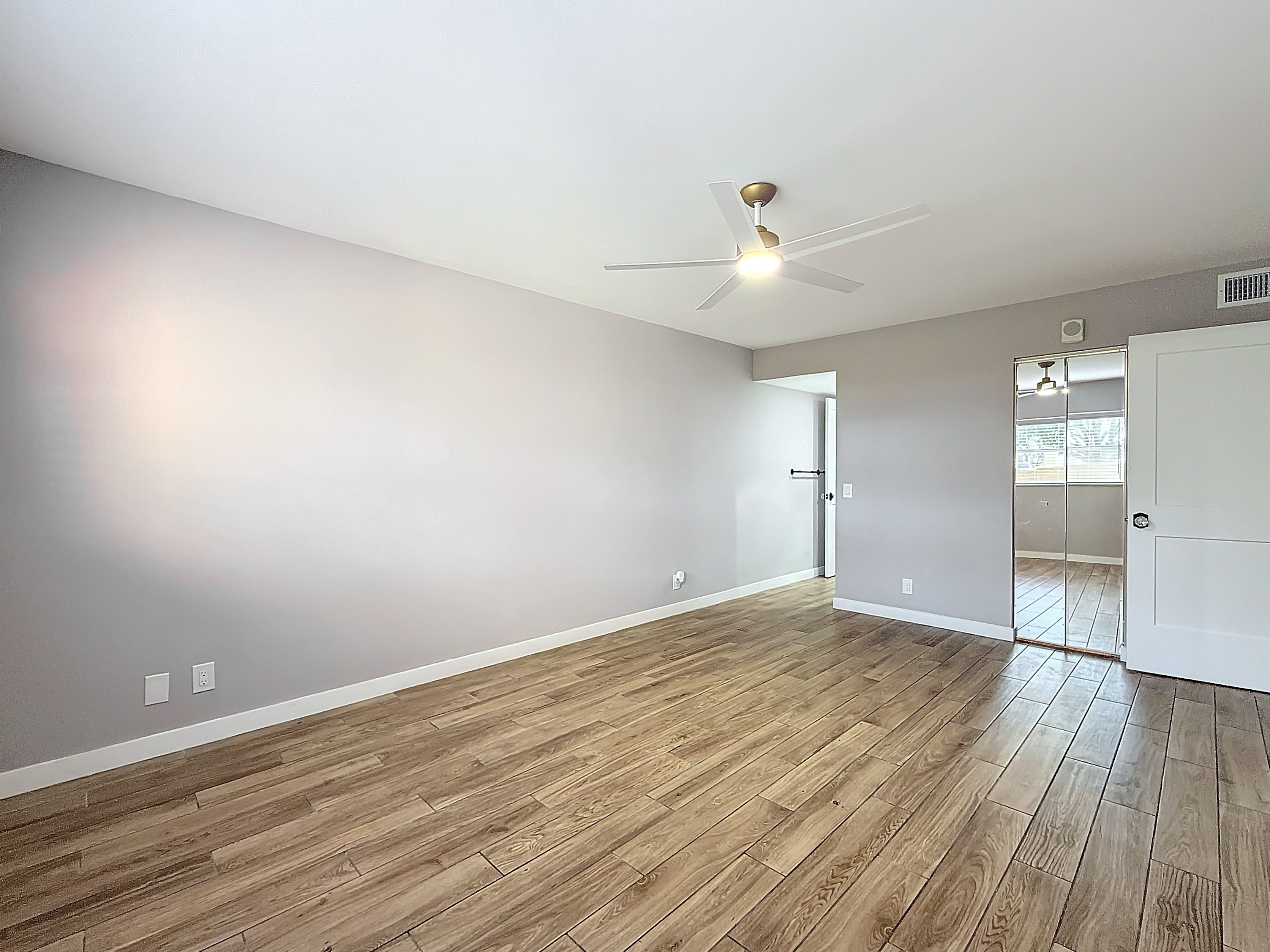 8818 W Mcnab Road Tamarac FL 33321
